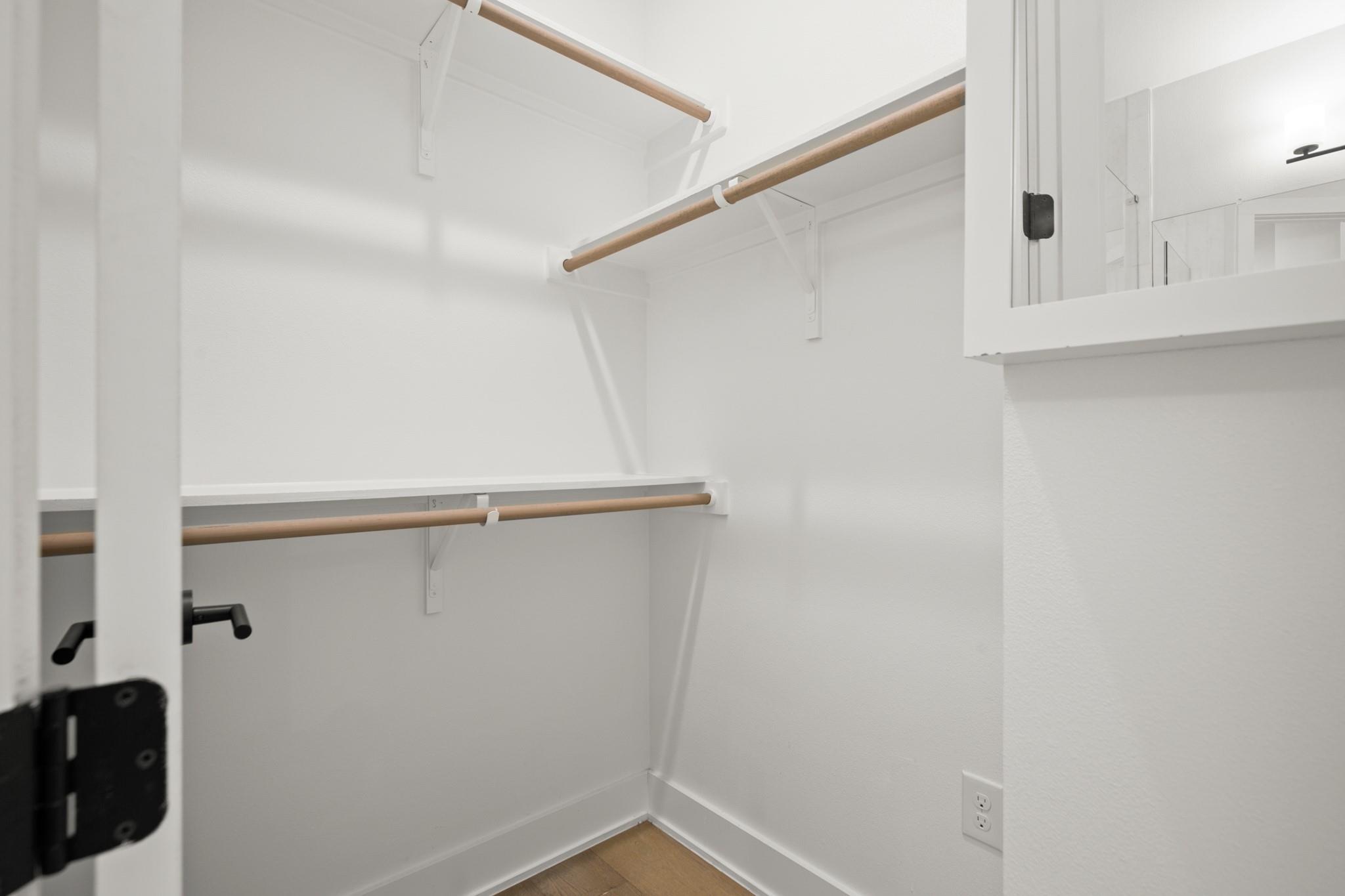 619 Hammack Dr # 2, Austin, TX 78752