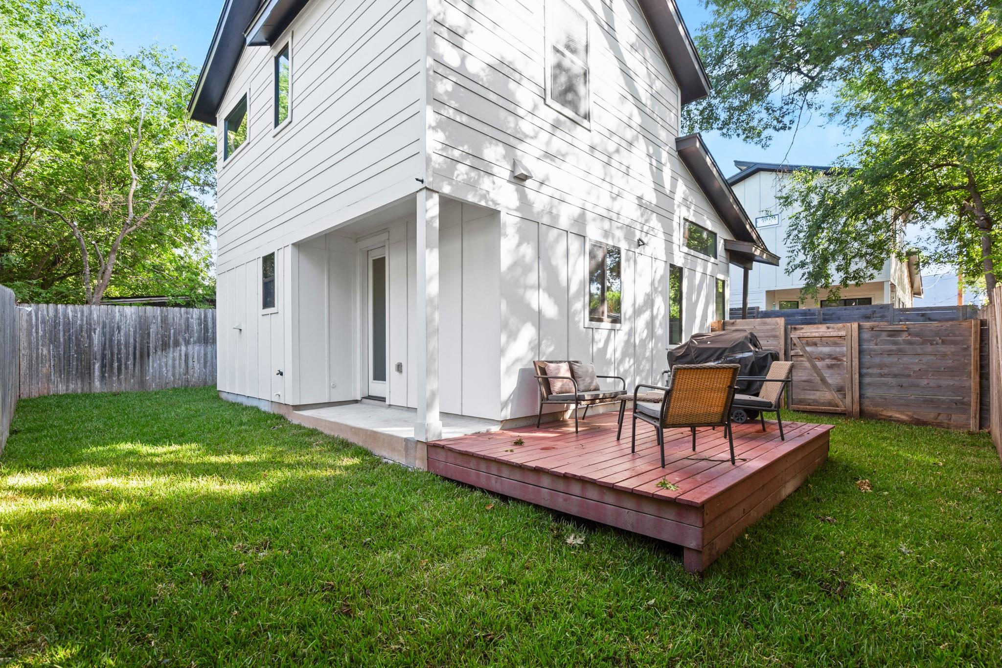 619 Hammack Dr # 2, Austin, TX 78752