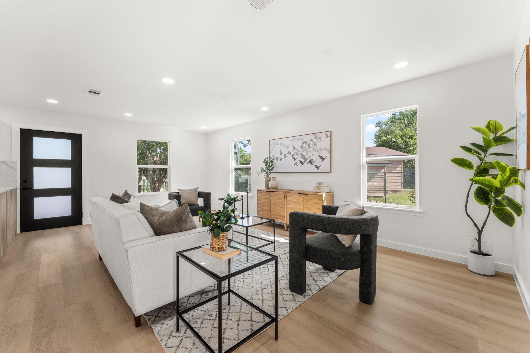 1708 Adina St, Austin, TX 78721