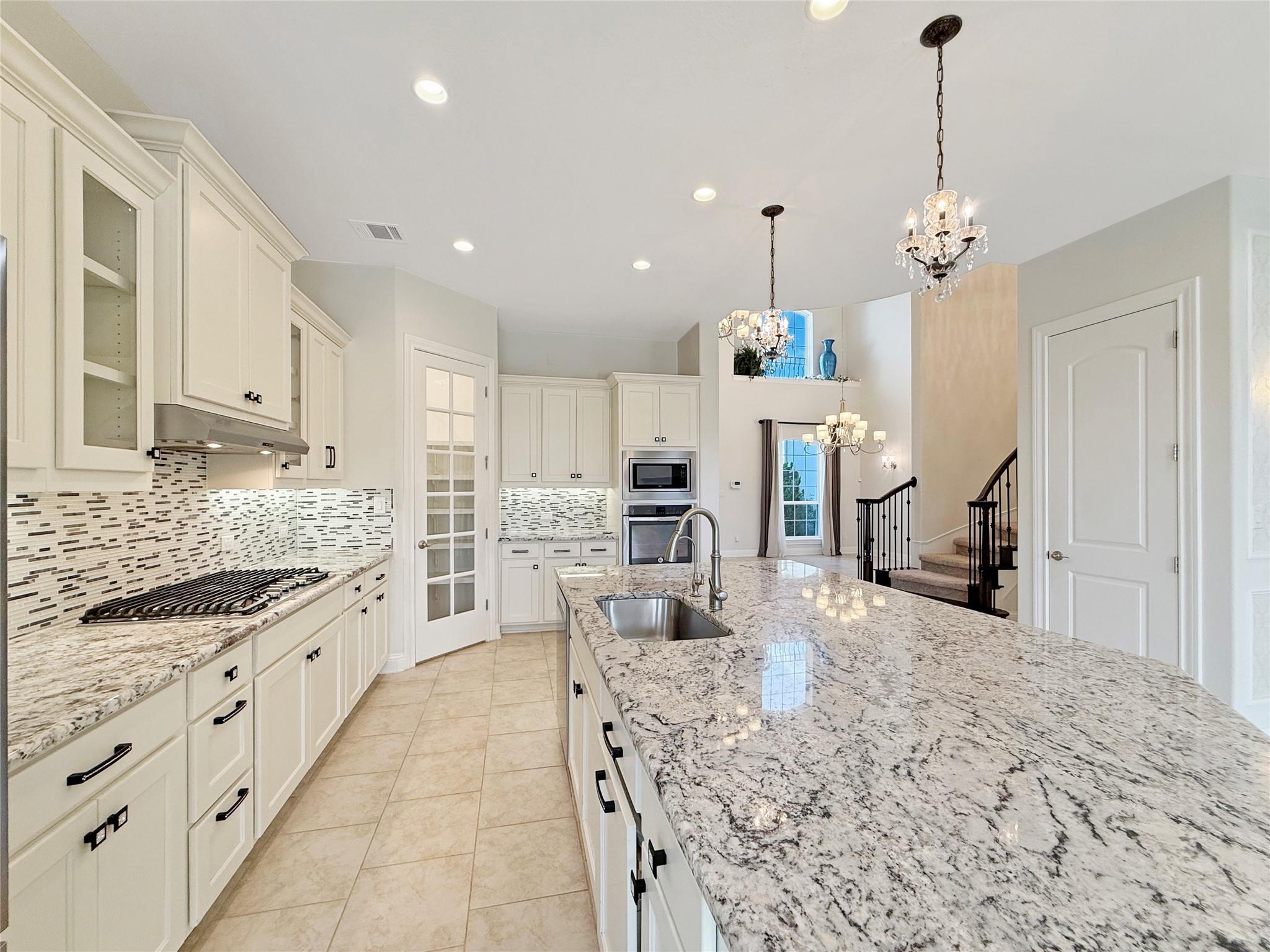 4300 Mezzaluna Pass, Leander, TX 78641