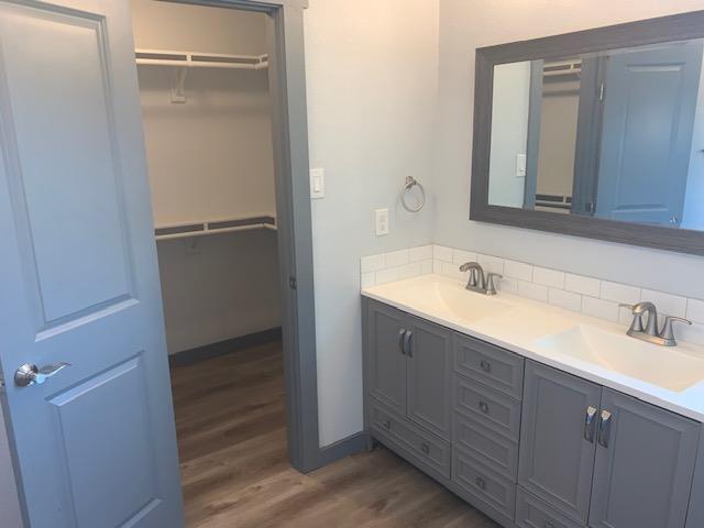 1501 N Burleson St, Kyle, TX 78640