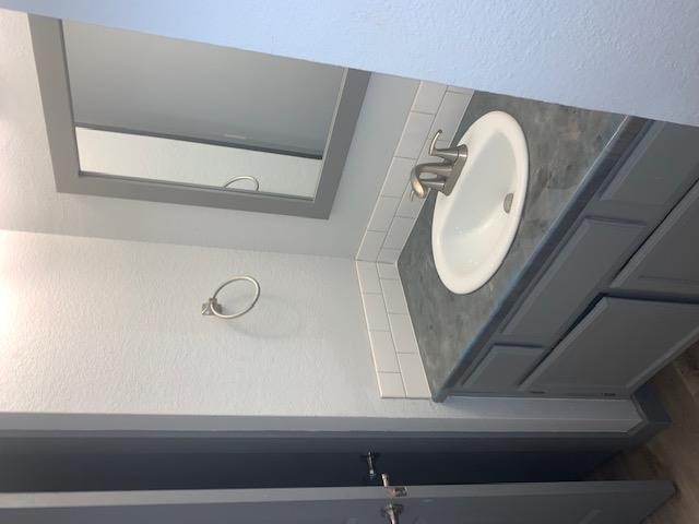 1501 N Burleson St, Kyle, TX 78640