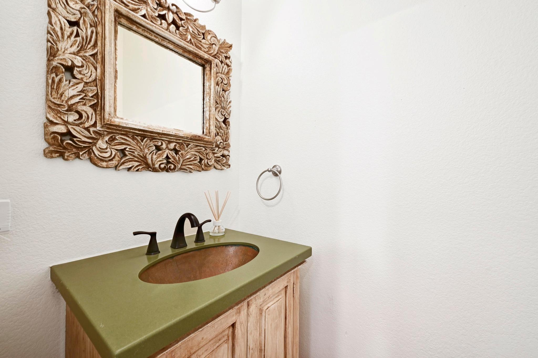 2705 Bonnie Rd # A, Austin, TX 78703