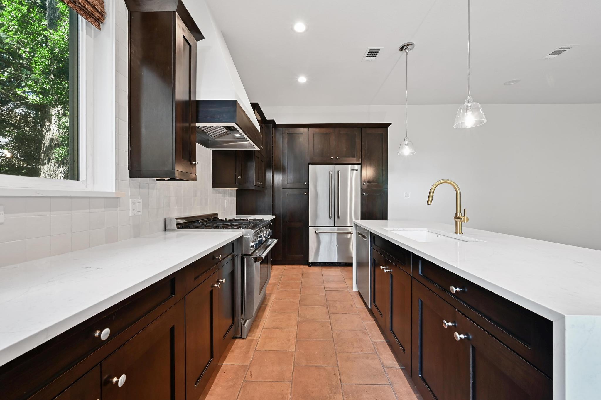 2705 Bonnie Rd # A, Austin, TX 78703