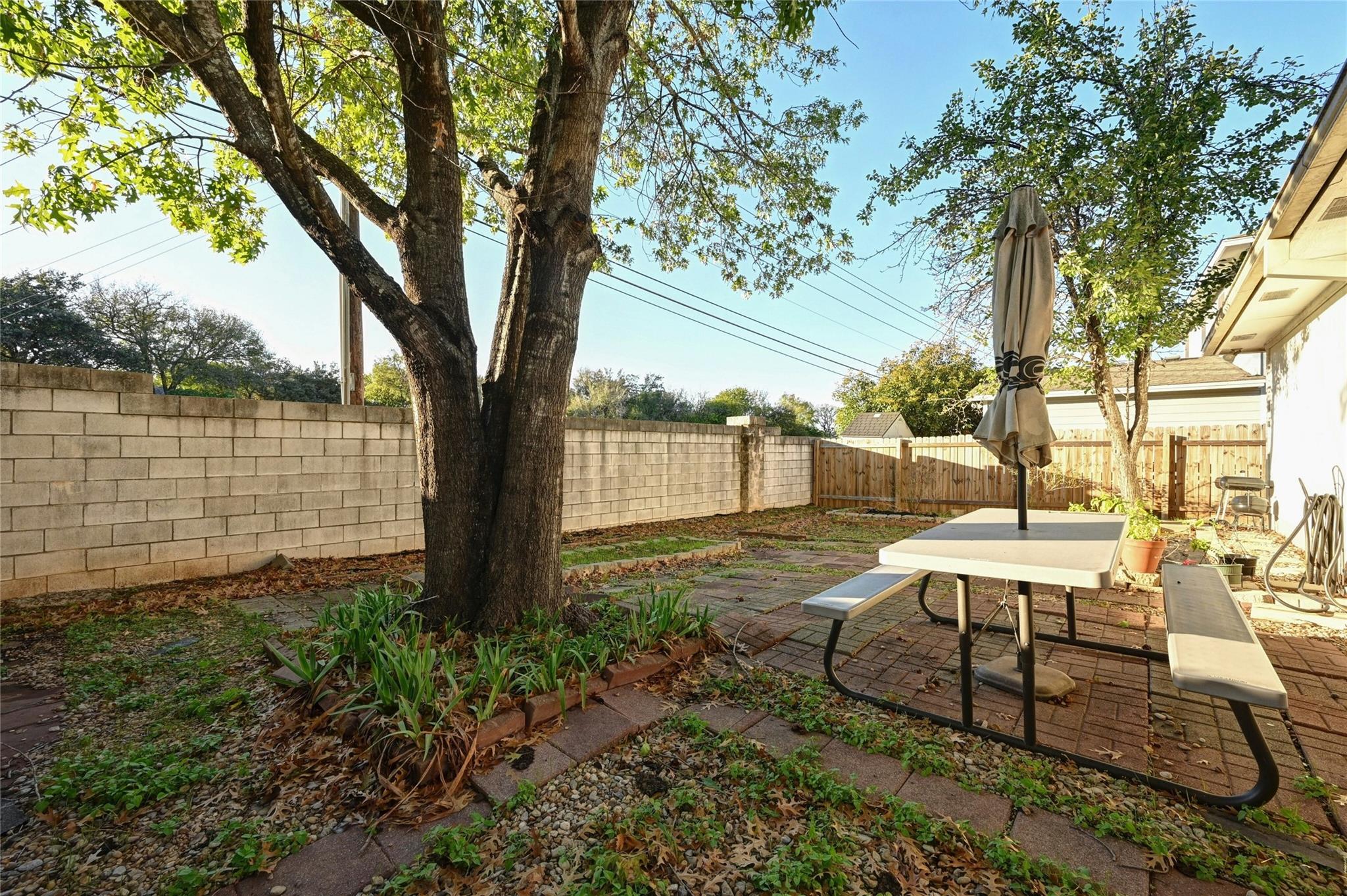 1837 Friars Tale Ln, Austin, TX 78748
