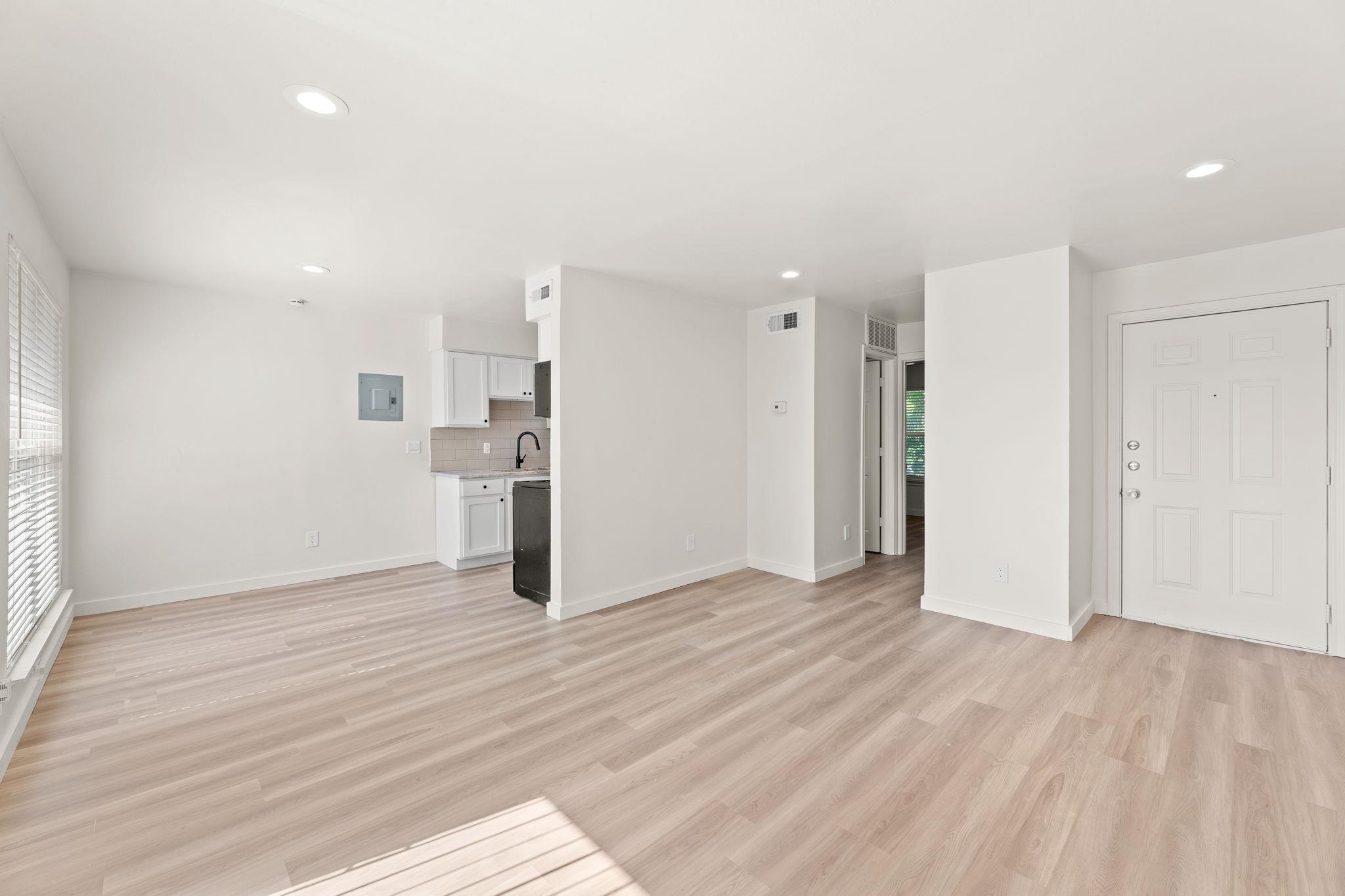 3819 Southway Dr # 220, Austin, TX 78704