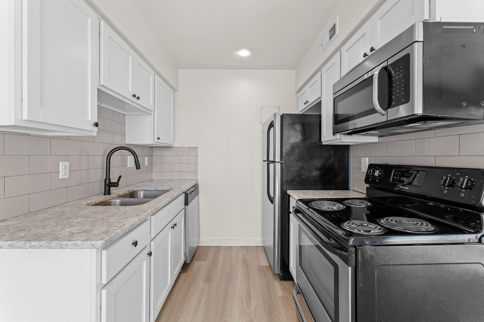 3819 Southway Dr # 220, Austin, TX 78704