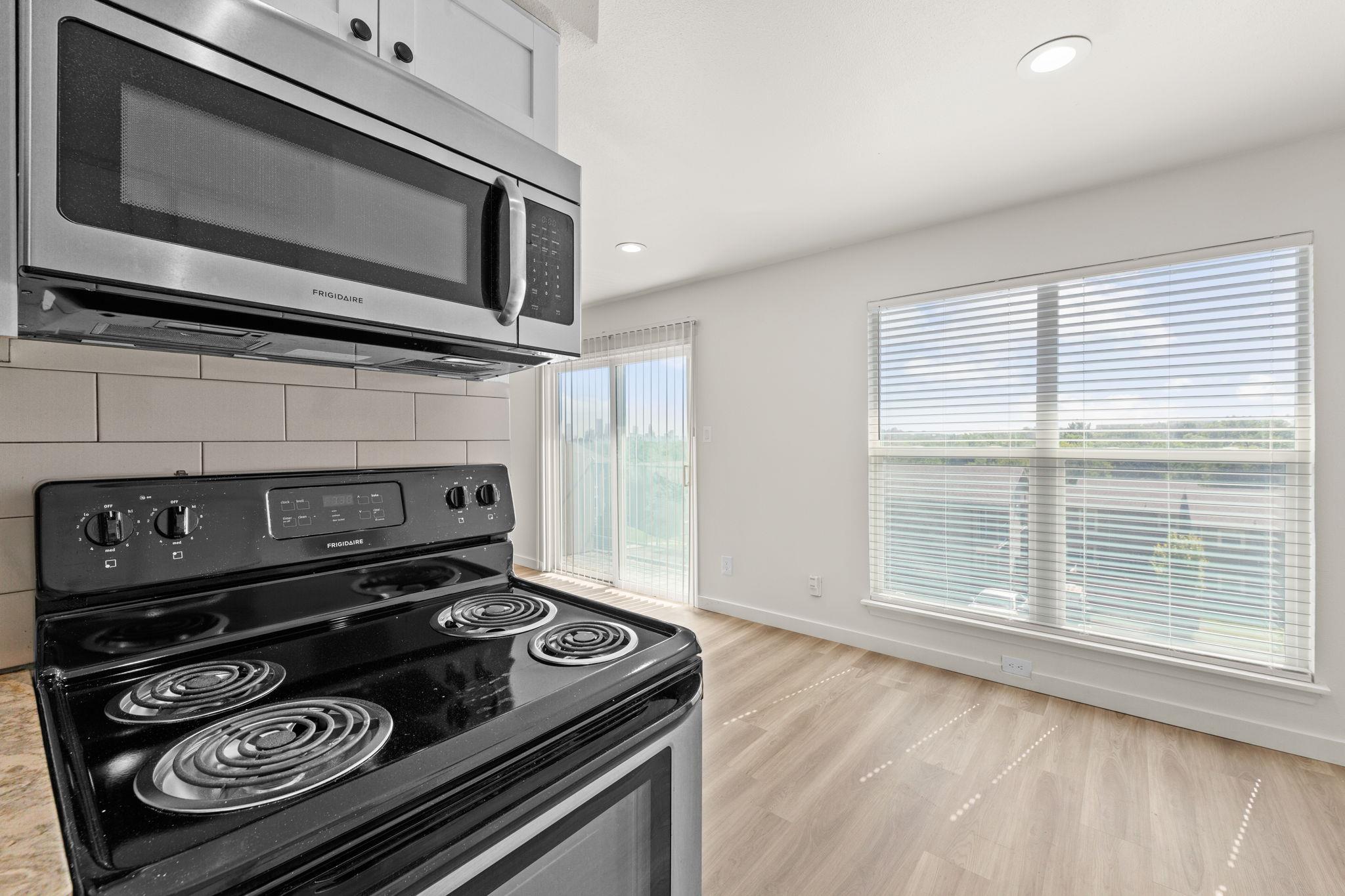 3819 Southway Dr # 220, Austin, TX 78704