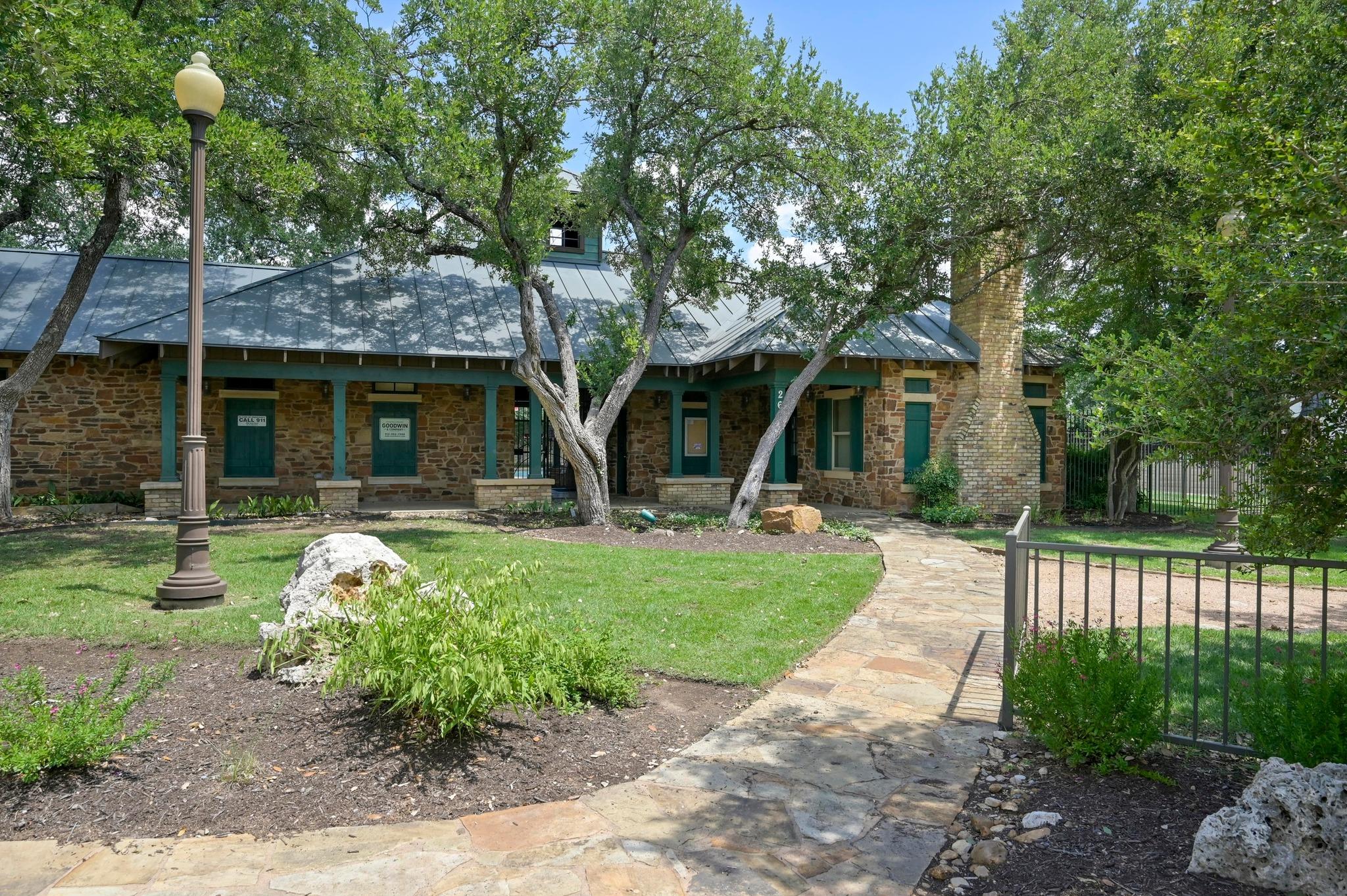 2715 Lovett Ln, Cedar Park, TX 78613