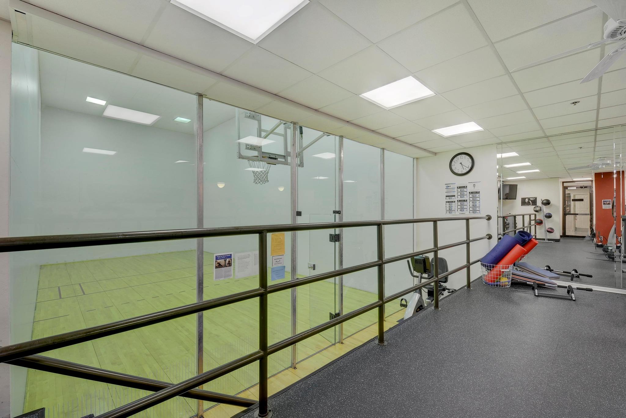 40 N Interstate 35 # 3D3, Austin, TX 78701