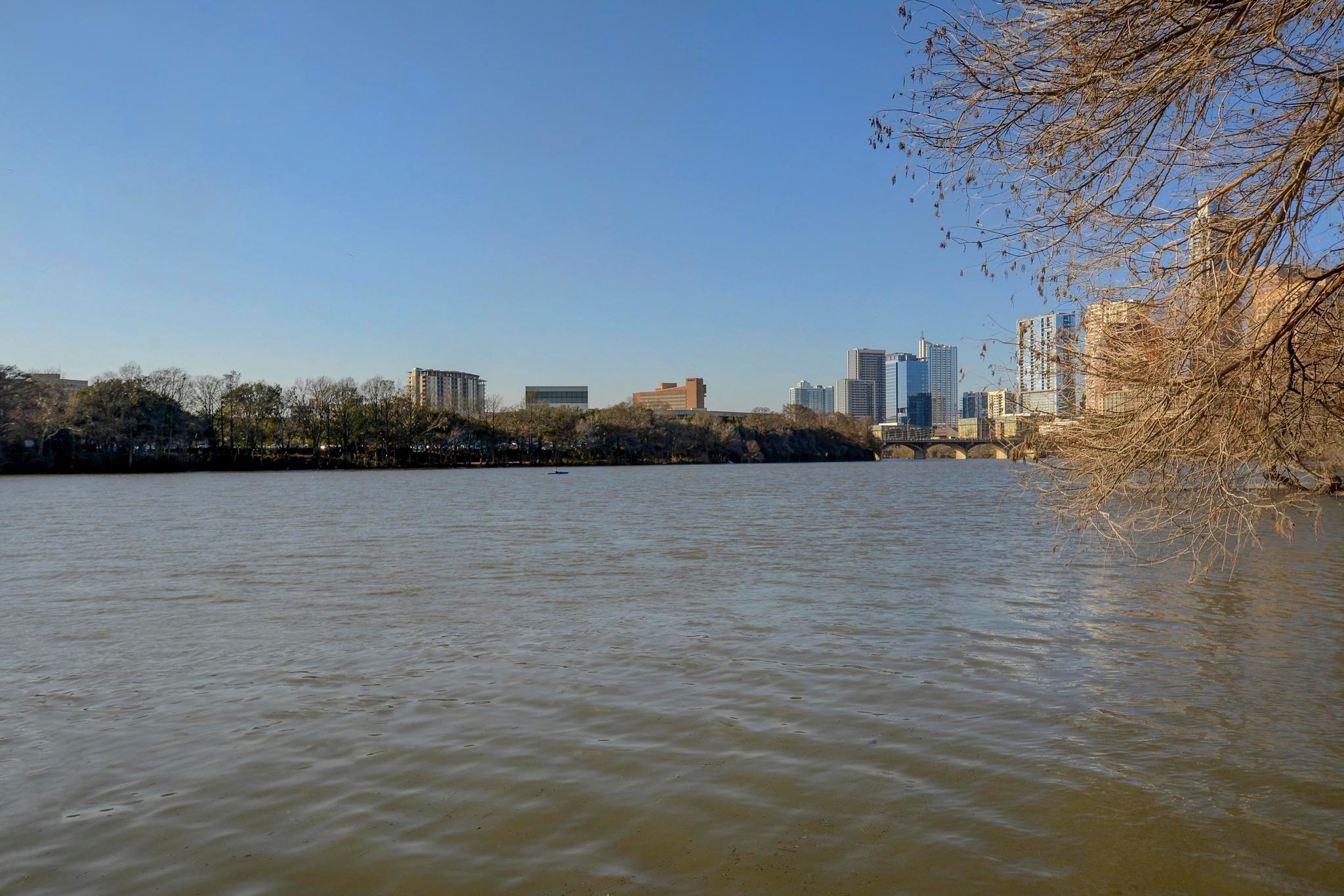 40 N Interstate 35 # 3D3, Austin, TX 78701