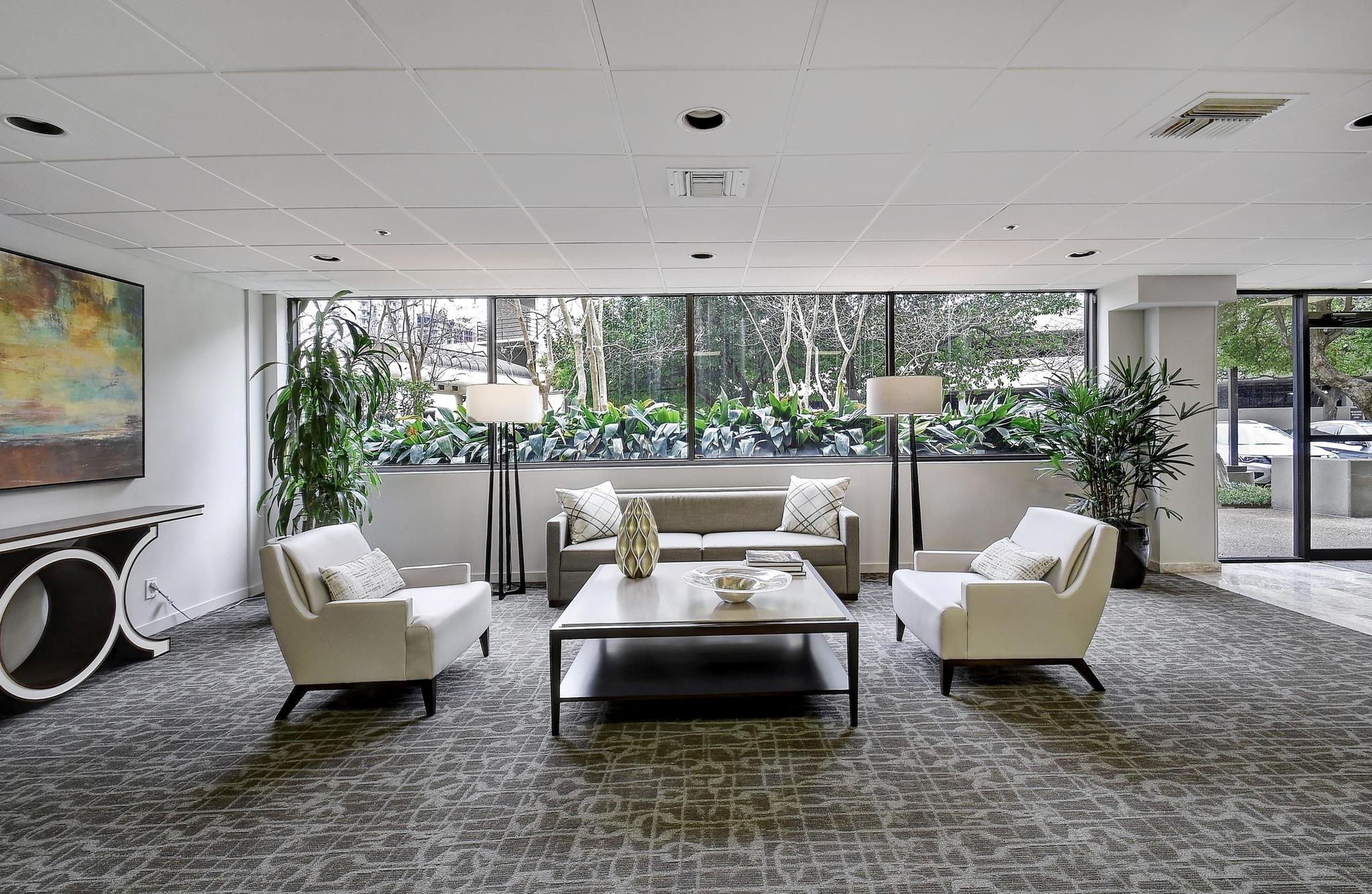 40 N Interstate 35 # 3D3, Austin, TX 78701