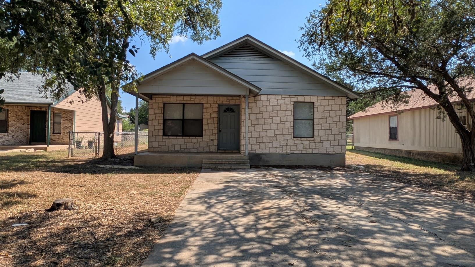 1106 Dartmouth Ave, San Marcos, TX 78666