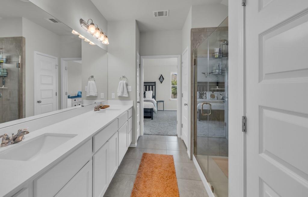 116 Gray Wolf Dr, San Marcos, TX 78666