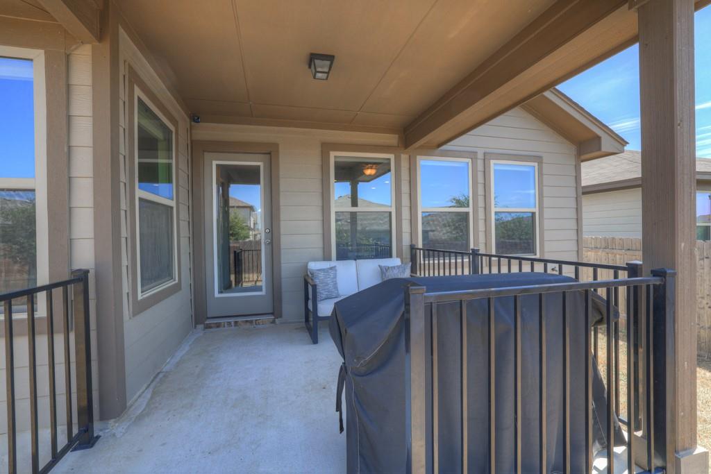 116 Gray Wolf Dr, San Marcos, TX 78666