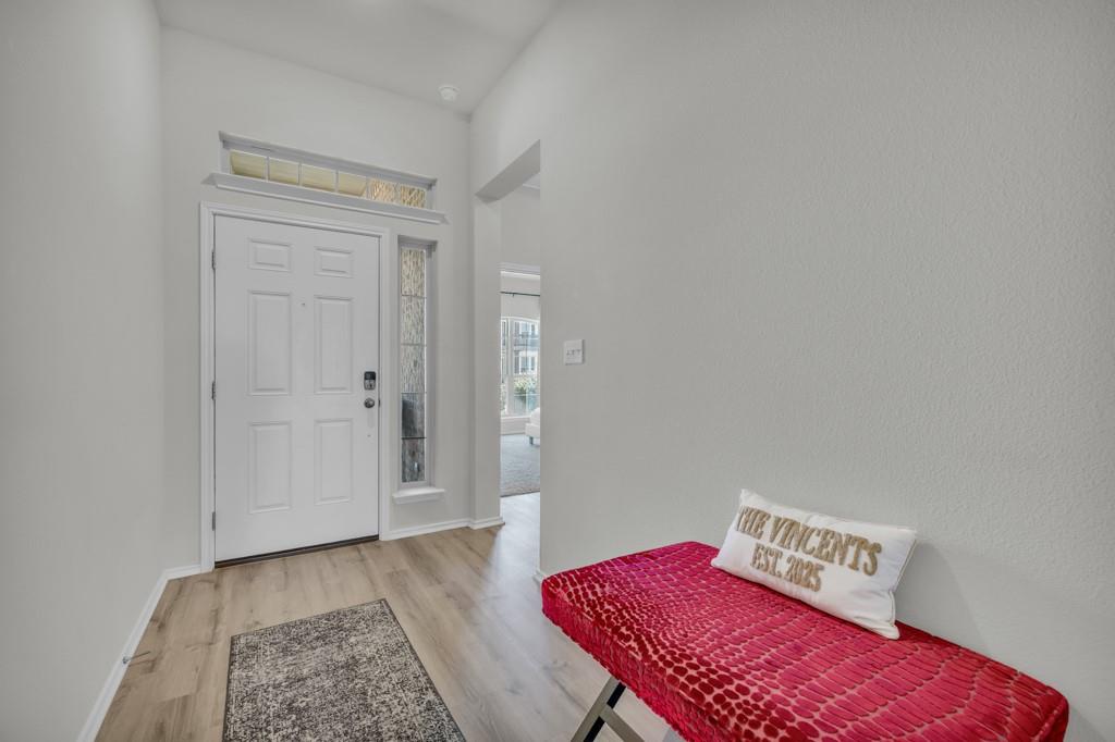 116 Gray Wolf Dr, San Marcos, TX 78666