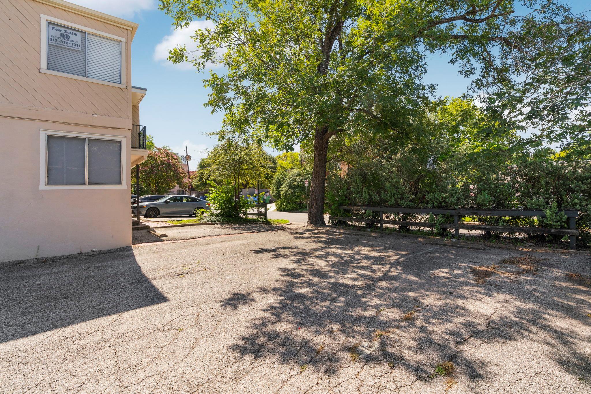 1010 W 23rd St # 4, Austin, TX 78705