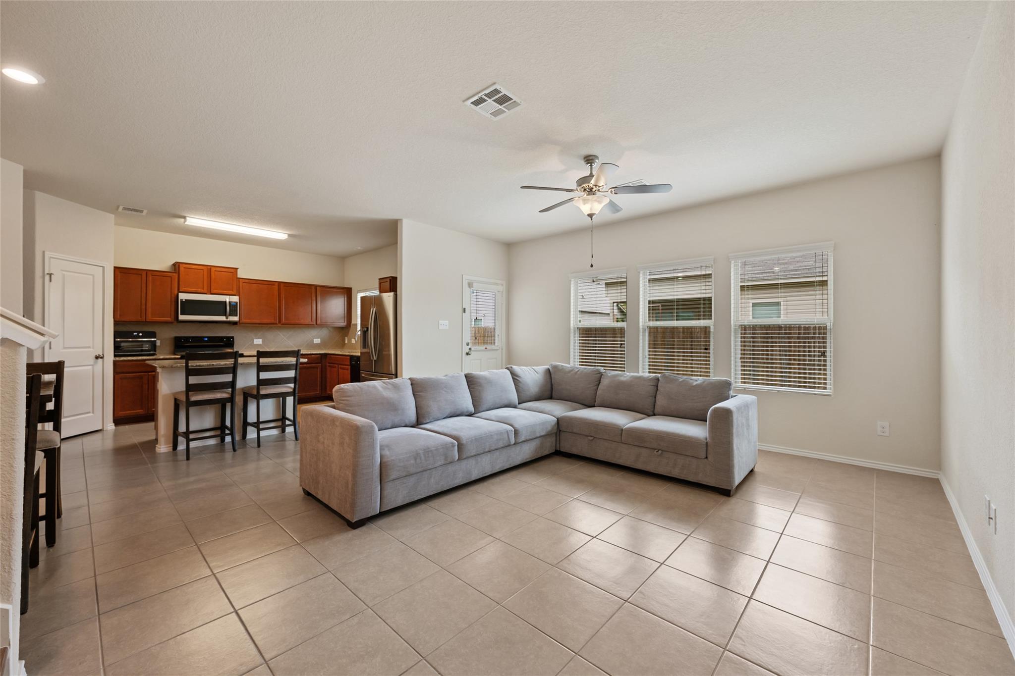 505 Circle Way # 6D, Jarrell, TX 76537