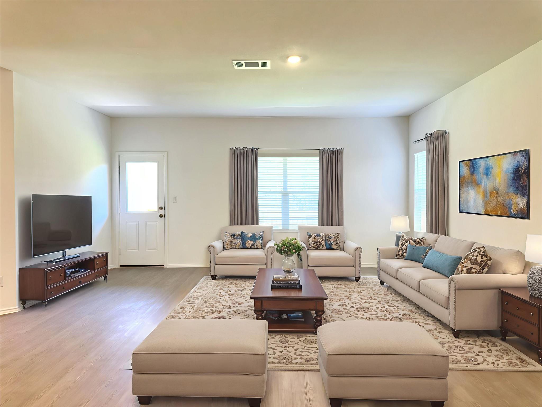 150 Cibolo Creek Loop, Bastrop, TX 78602