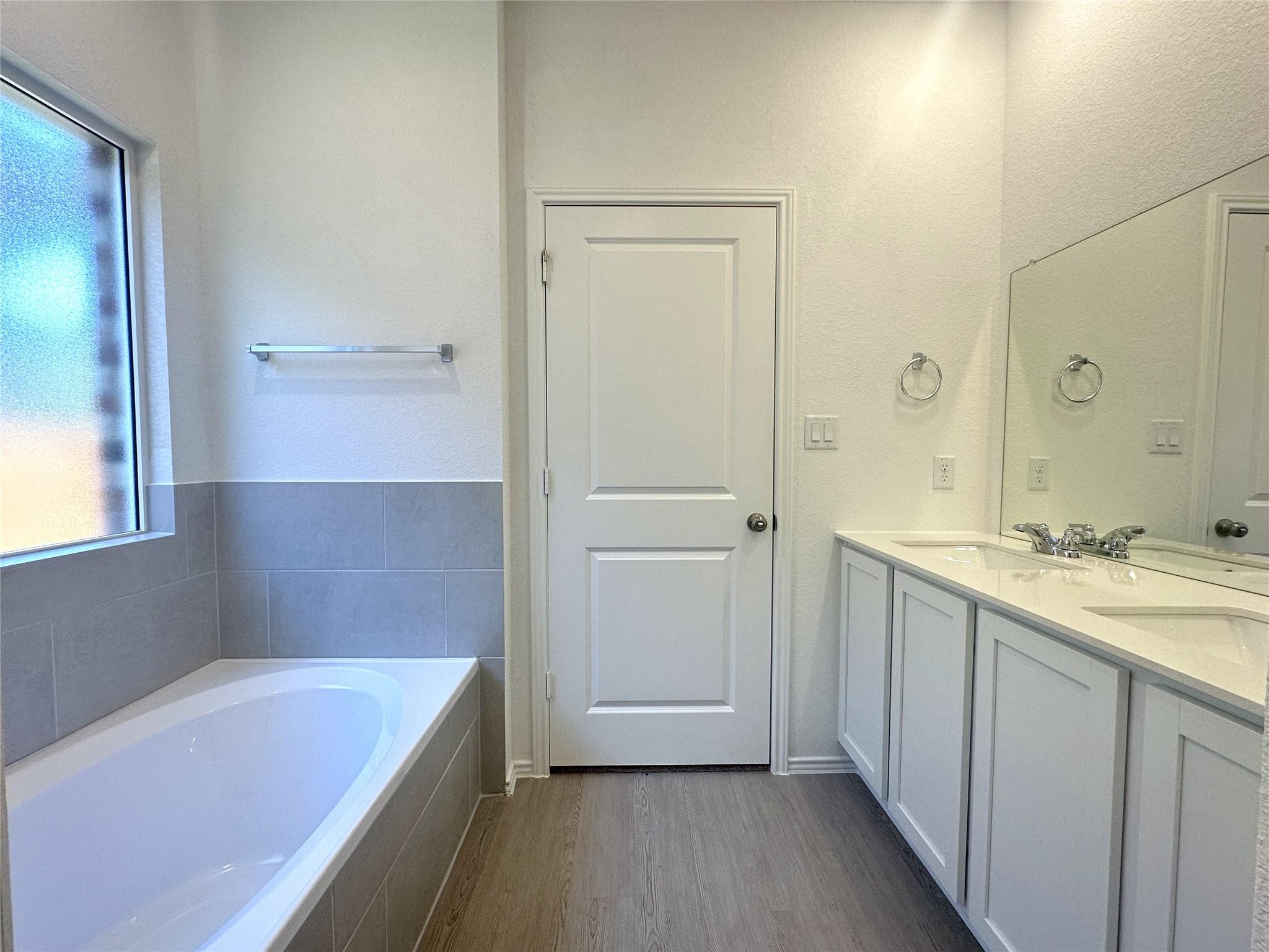 150 Cibolo Creek Loop, Bastrop, TX 78602