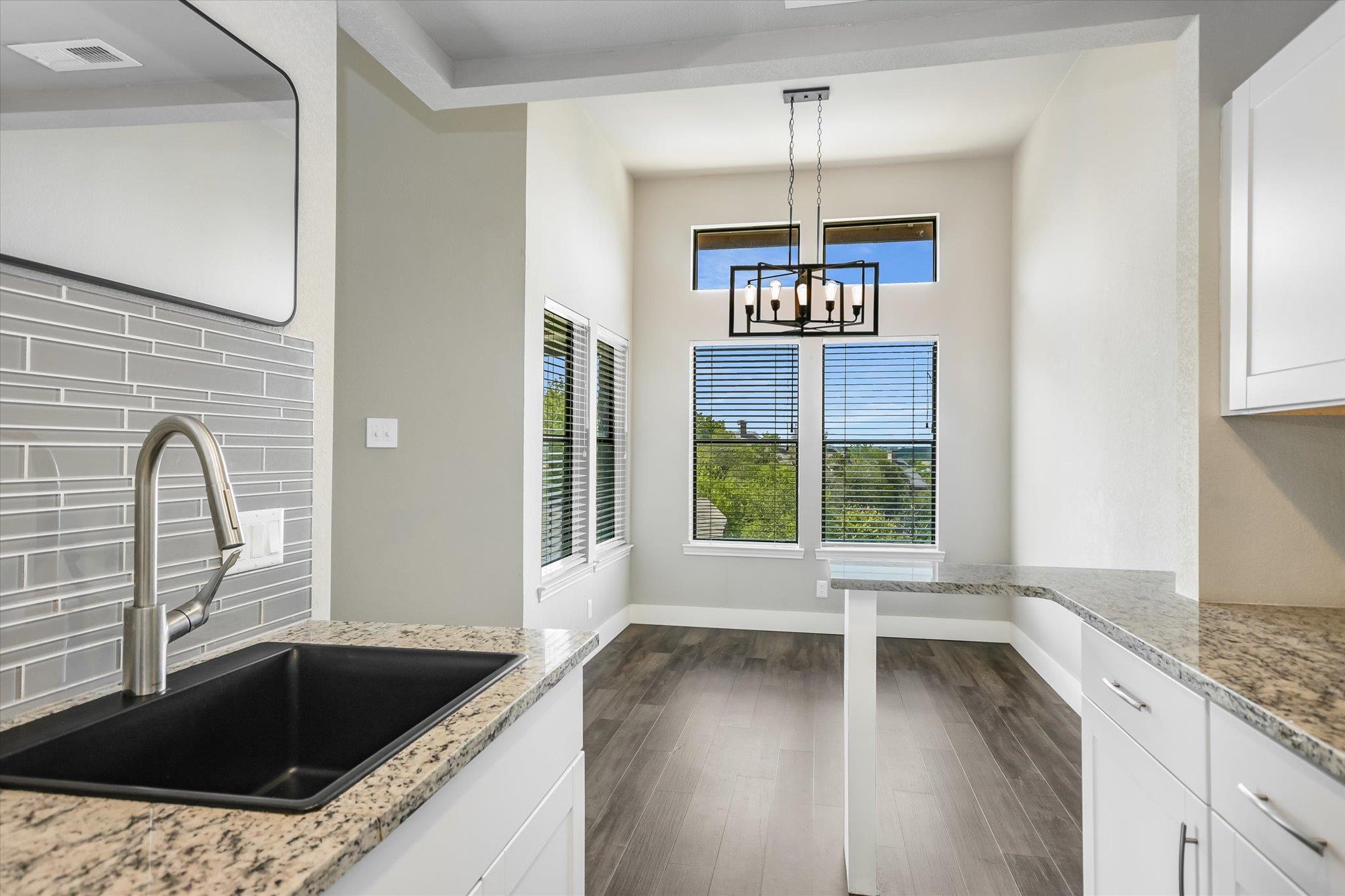 8200 Neely Dr # 229, Austin, TX 78759