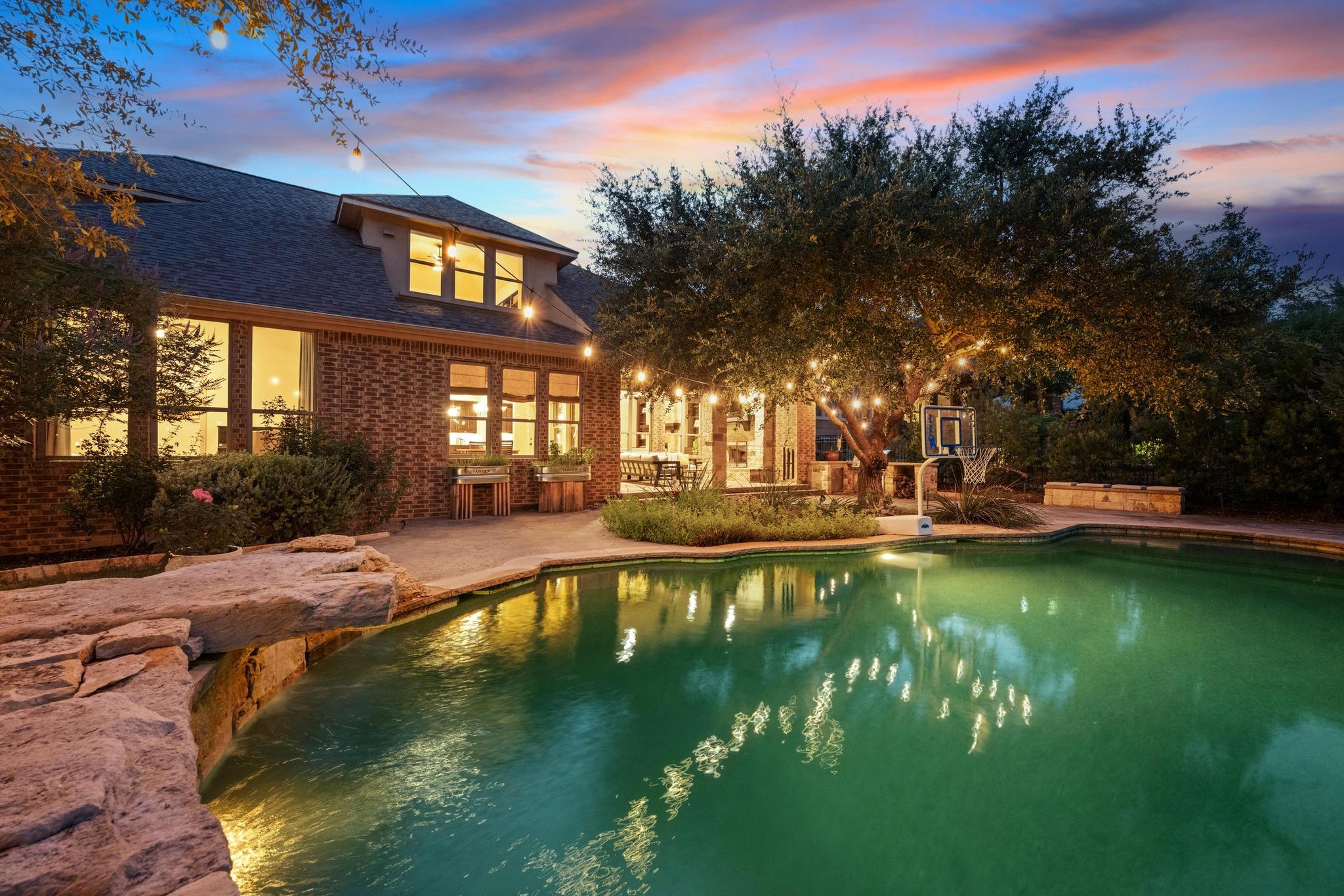 17309 Rush Pea Cir, Austin, TX 78738