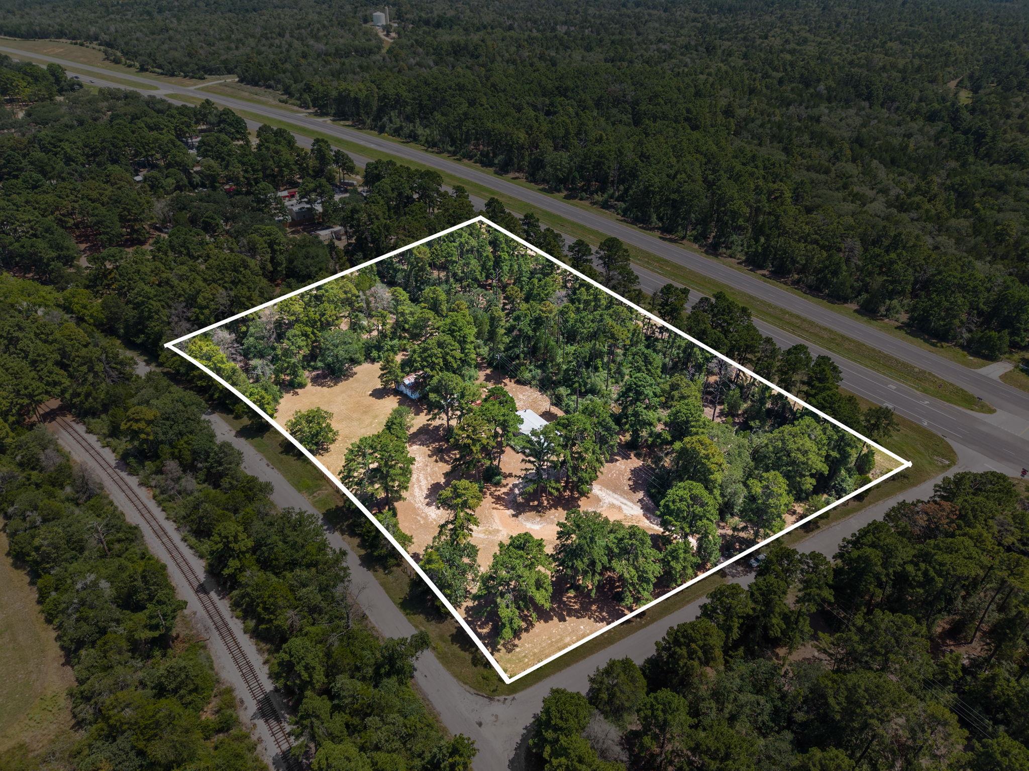 111 Scenic Farms Dr, McDade, TX 78650