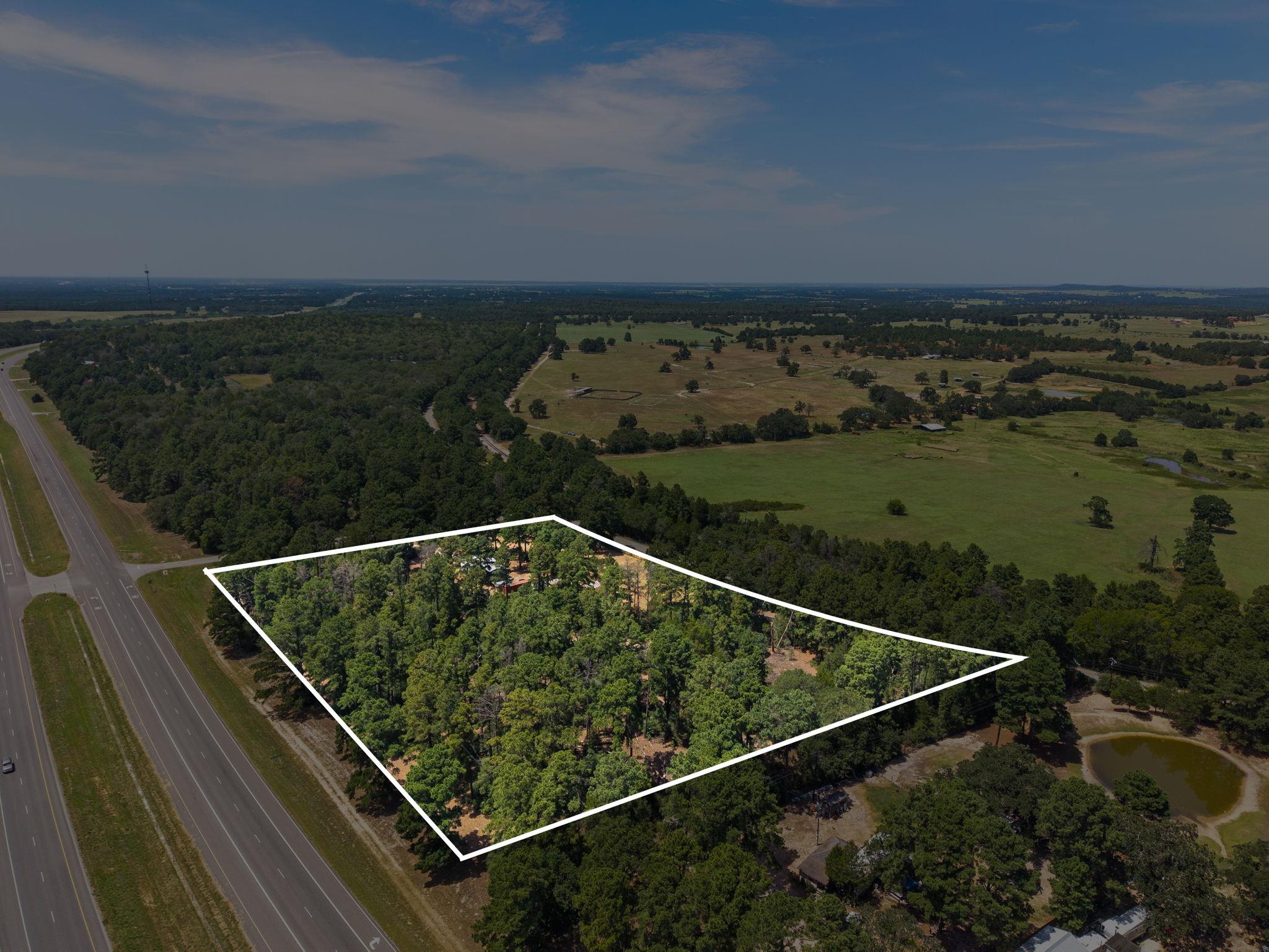111 Scenic Farms Dr, McDade, TX 78650