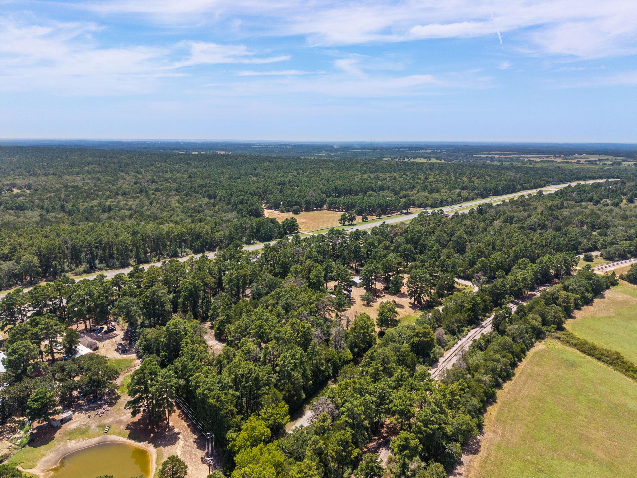 111 Scenic Farms Dr, McDade, TX 78650