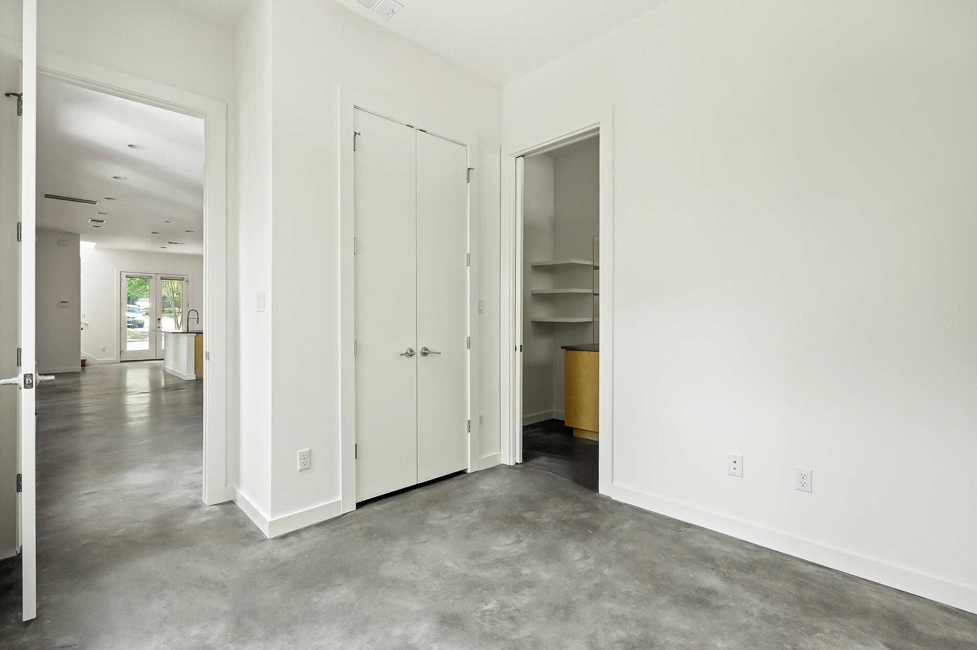 1302 S 5th St # B, Austin, TX 78704