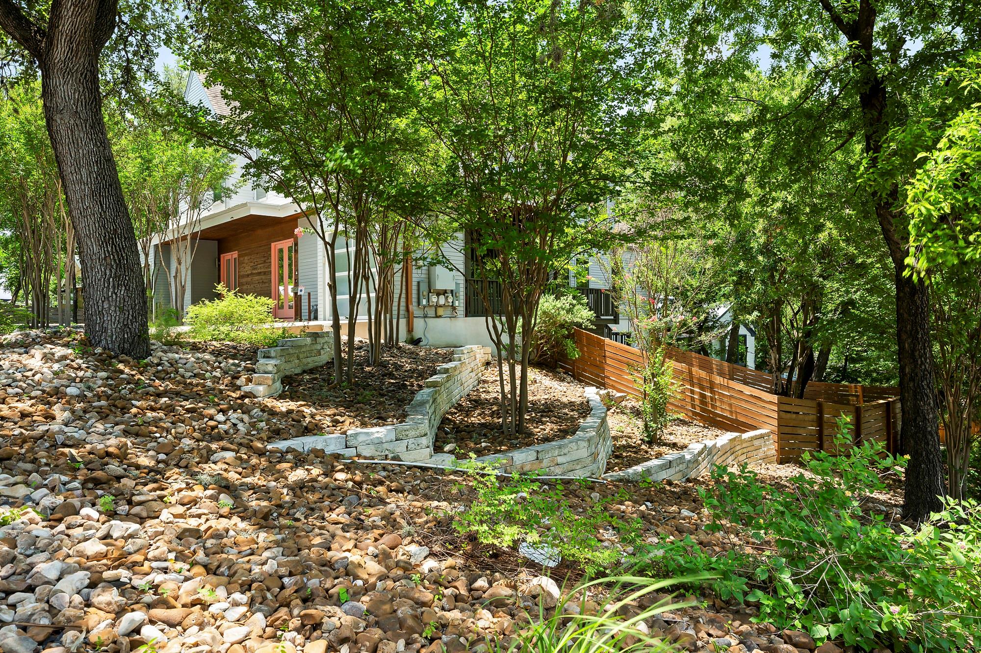 1302 S 5th St # B, Austin, TX 78704