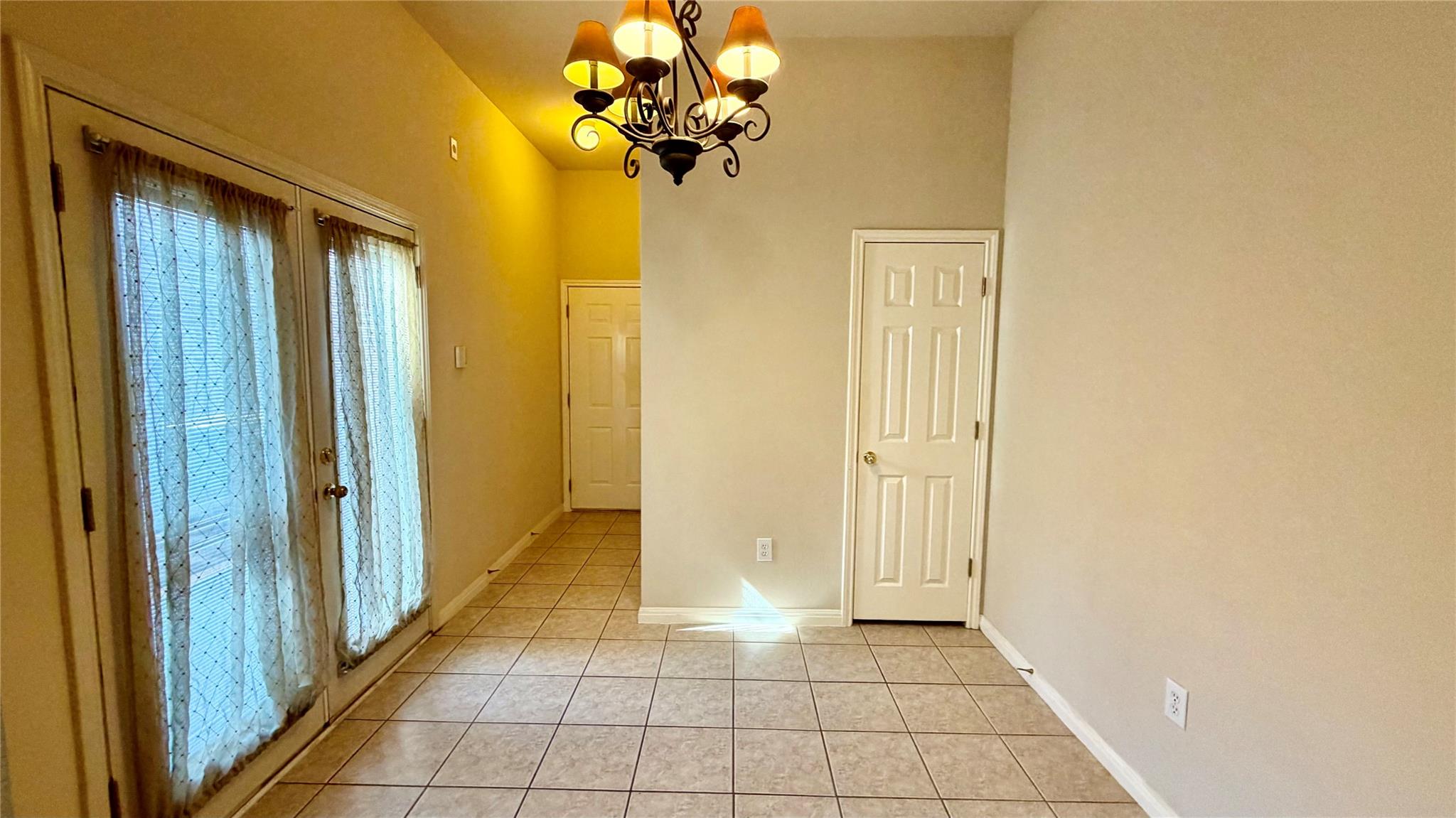 5515 Davis Ln # 82, Austin, TX 78749