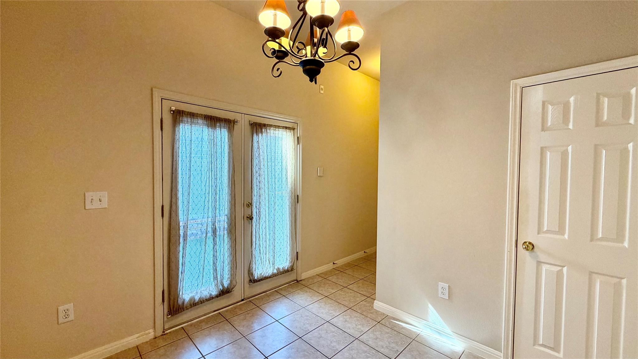 5515 Davis Ln # 82, Austin, TX 78749