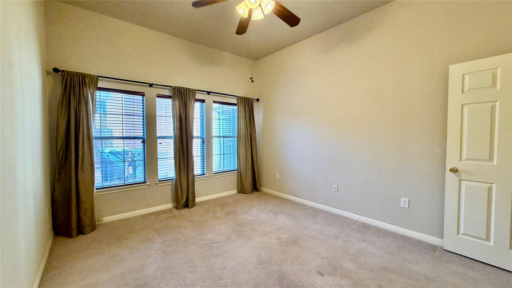 5515 Davis Ln # 82, Austin, TX 78749