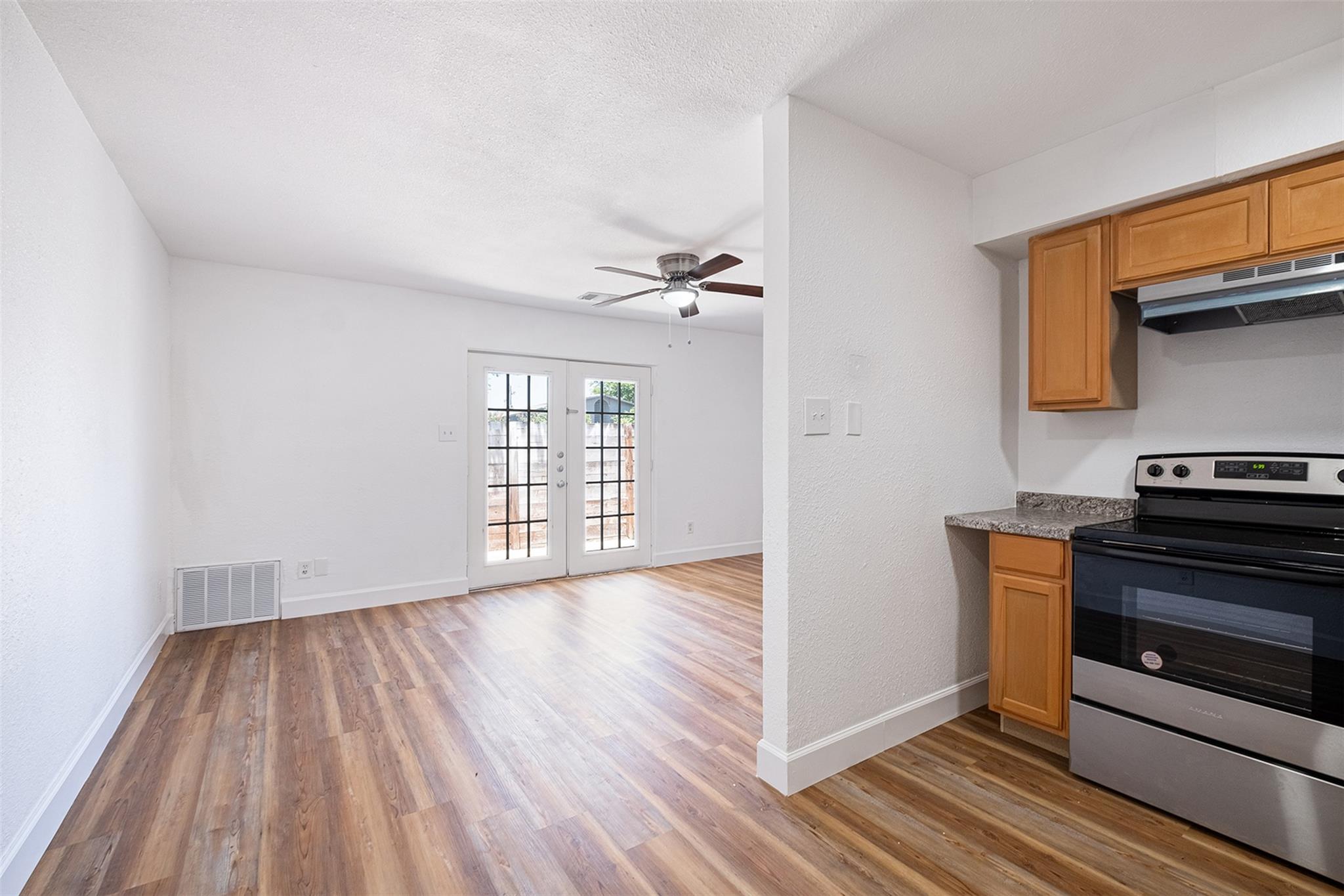 2217 Mission Hill Dr # C, Austin, TX 78741