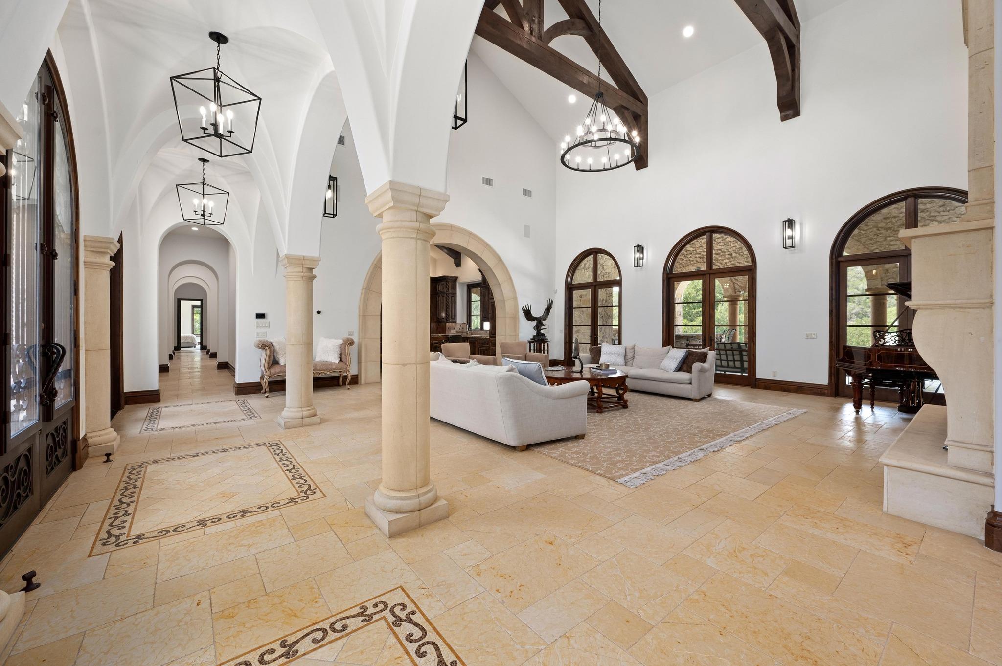 13322 Shore Vista Dr, Austin, TX 78732