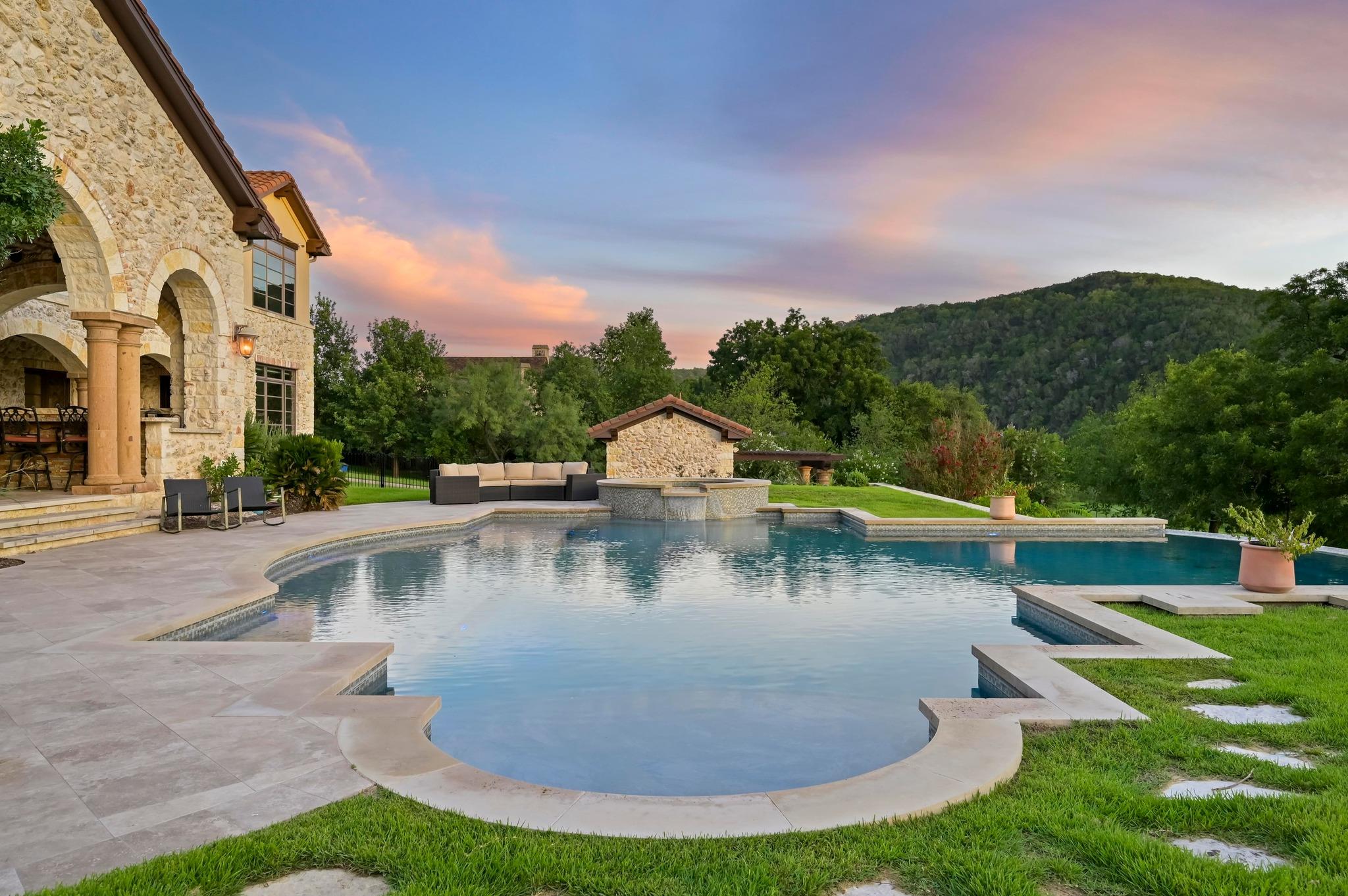 13322 Shore Vista Dr, Austin, TX 78732