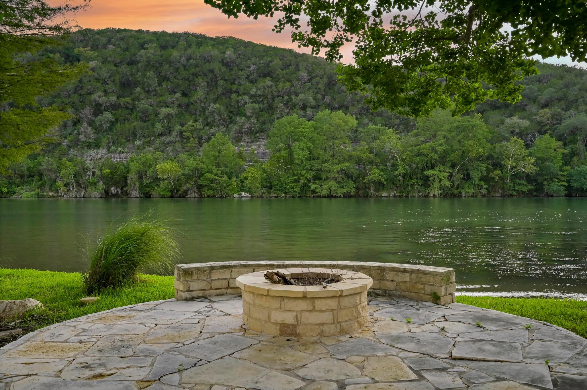 13322 Shore Vista Dr, Austin, TX 78732