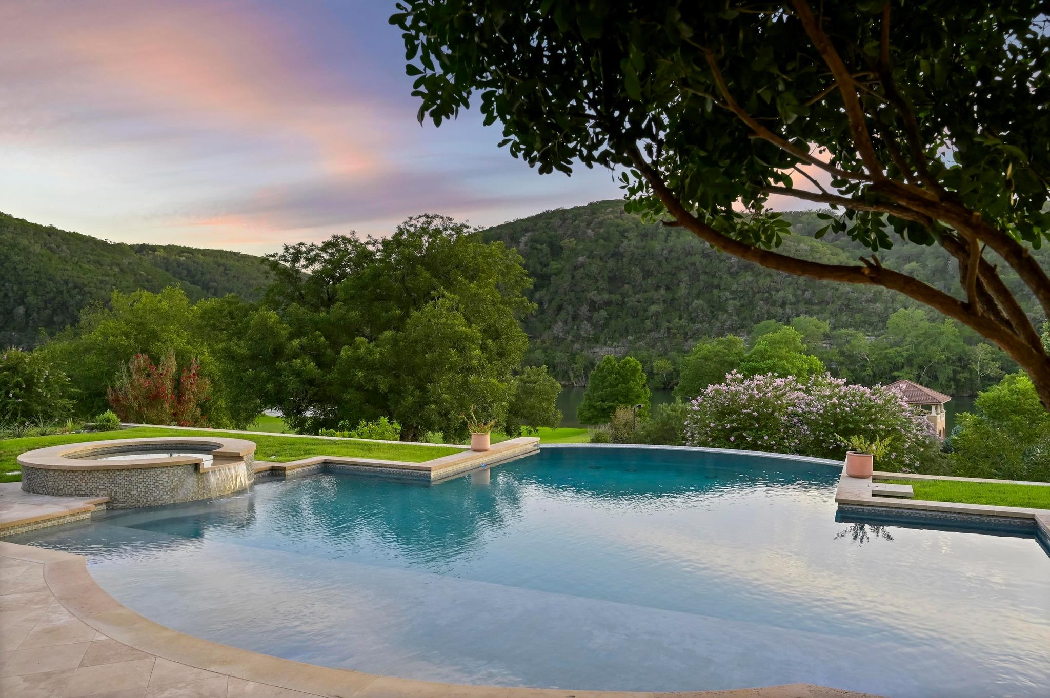 13322 Shore Vista Dr, Austin, TX 78732