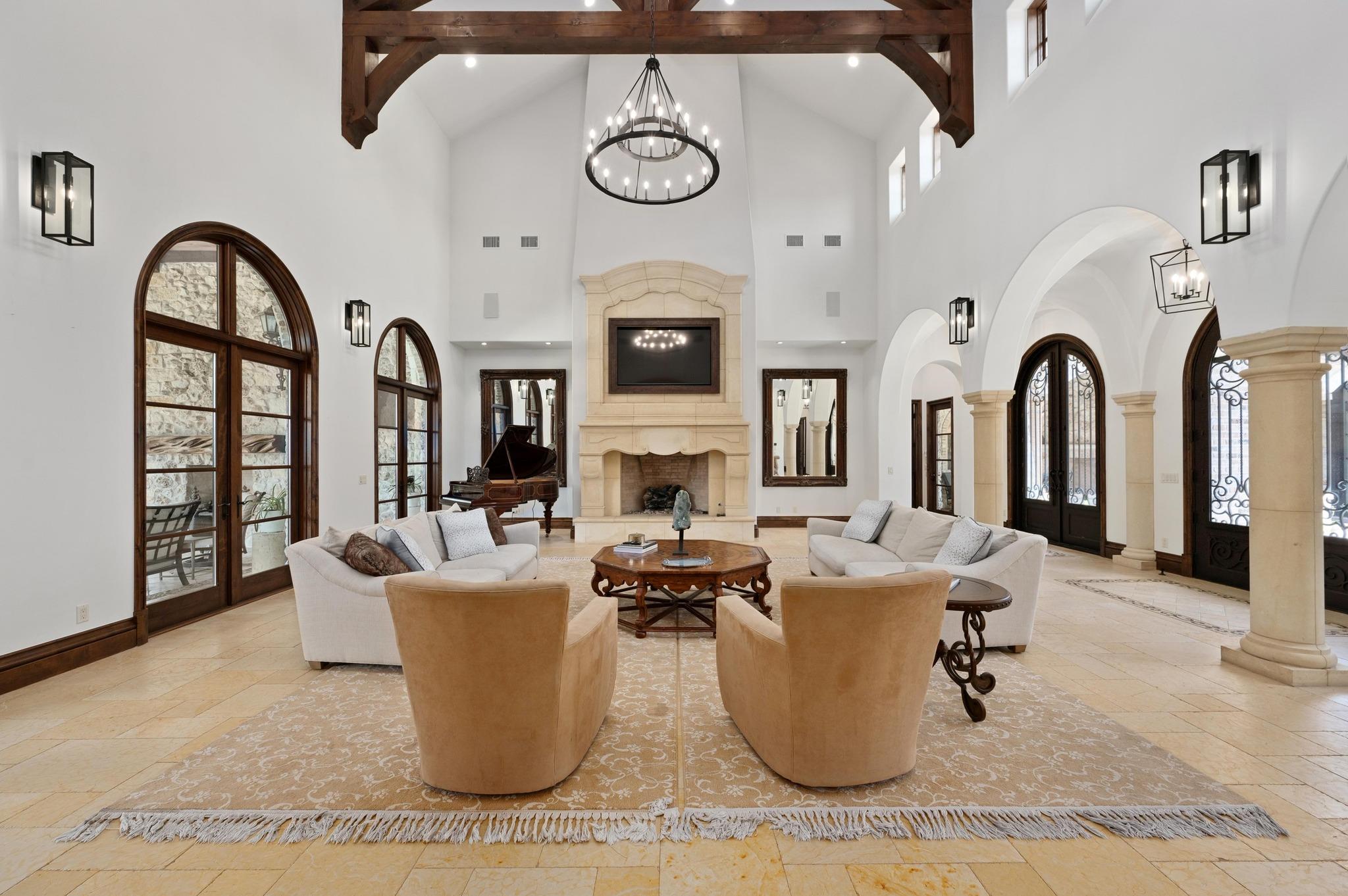 13322 Shore Vista Dr, Austin, TX 78732