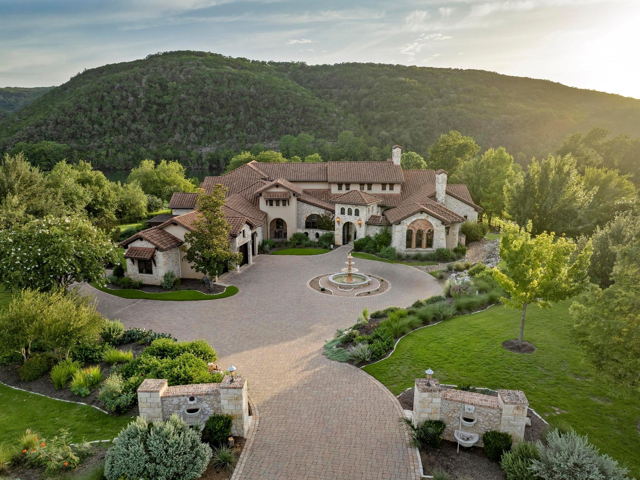 13322 Shore Vista Dr, Austin, TX 78732