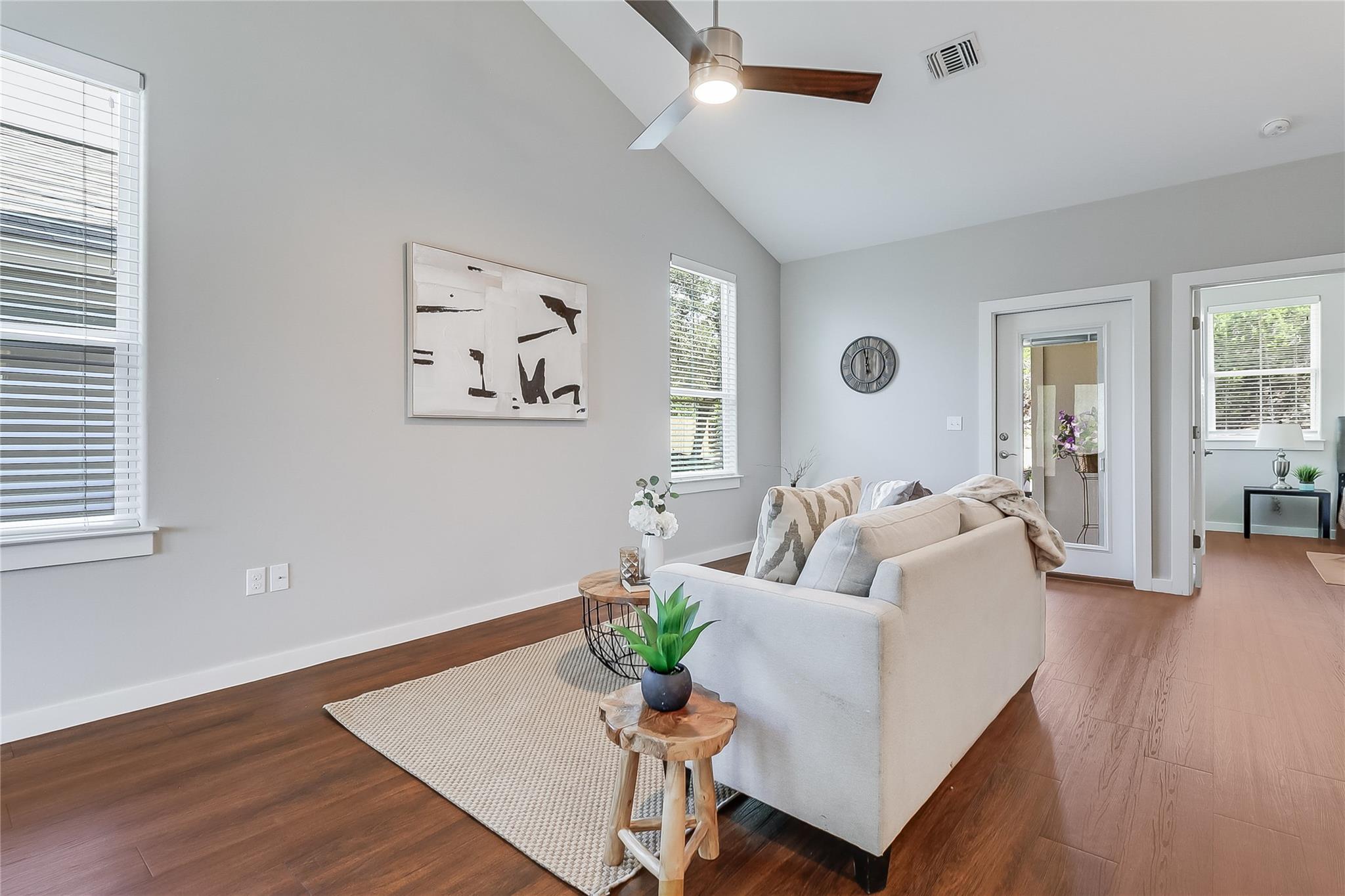 3 Brookmeadow Dr # B, Wimberley, TX 78676