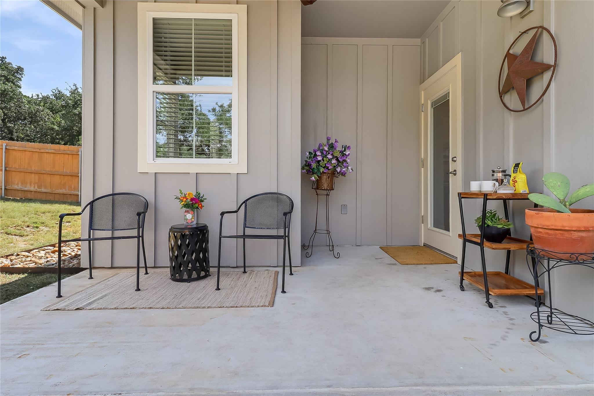 3 Brookmeadow Dr # B, Wimberley, TX 78676