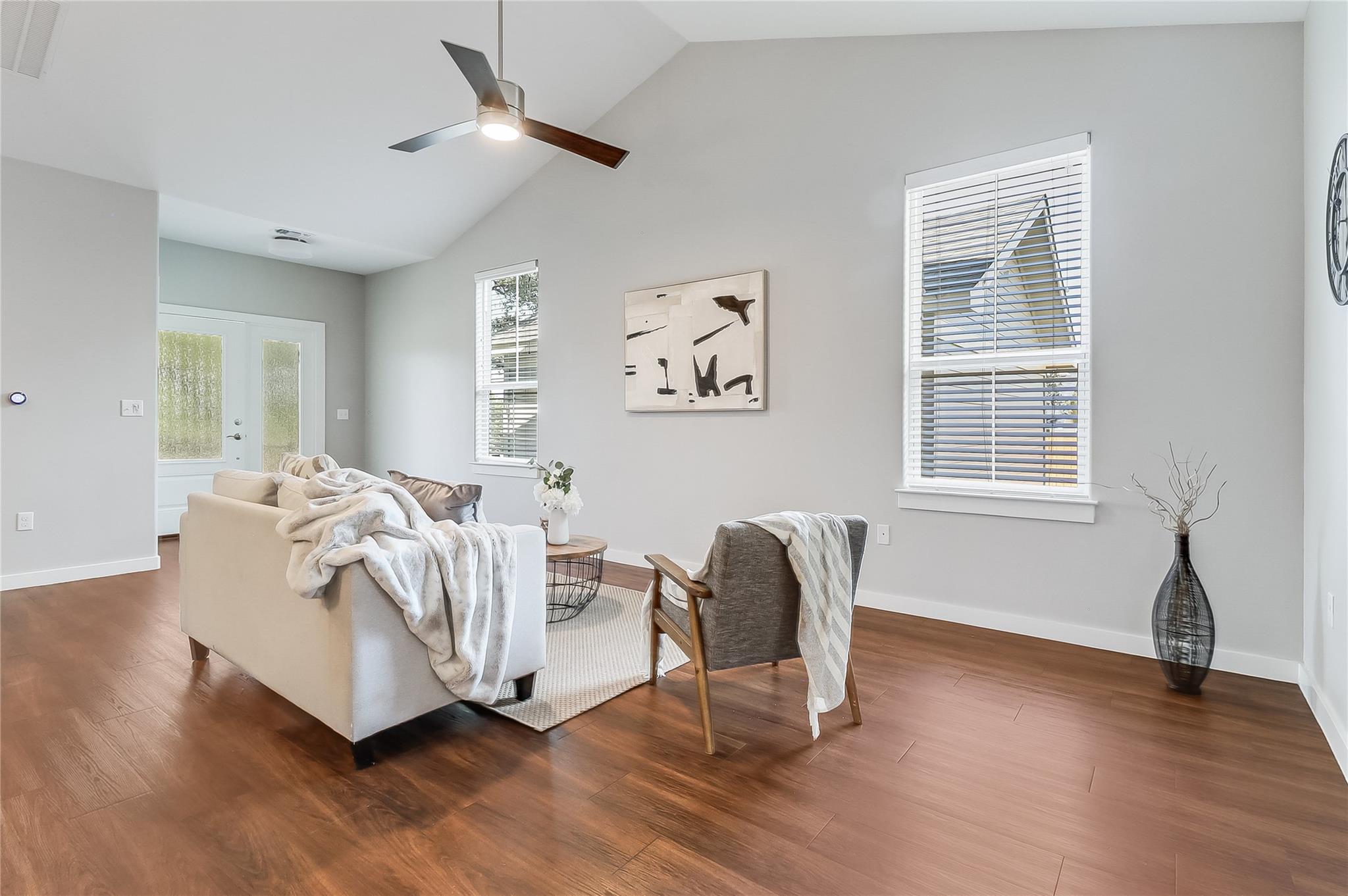 3 Brookmeadow Dr # B, Wimberley, TX 78676