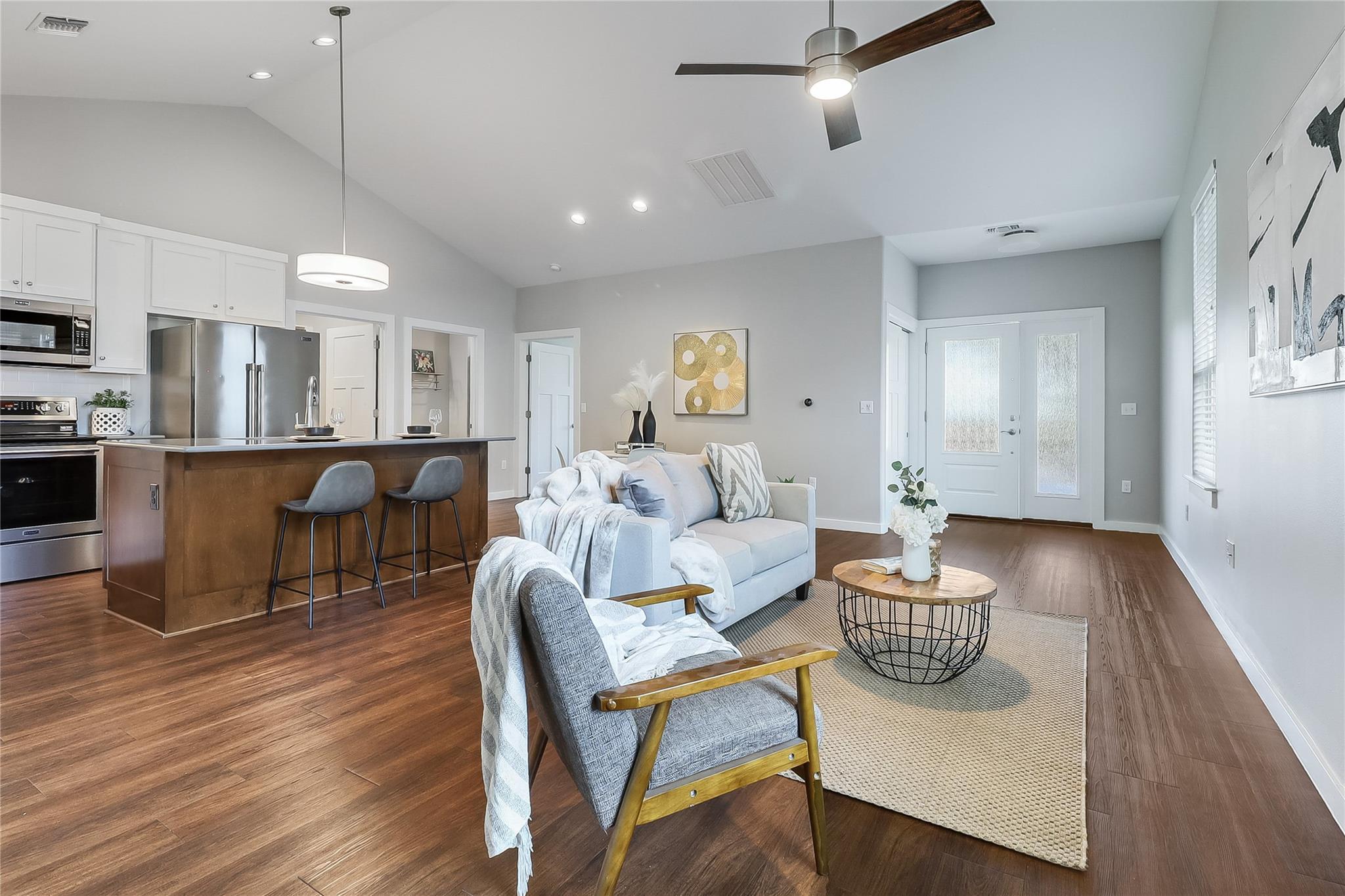 3 Brookmeadow Dr # B, Wimberley, TX 78676