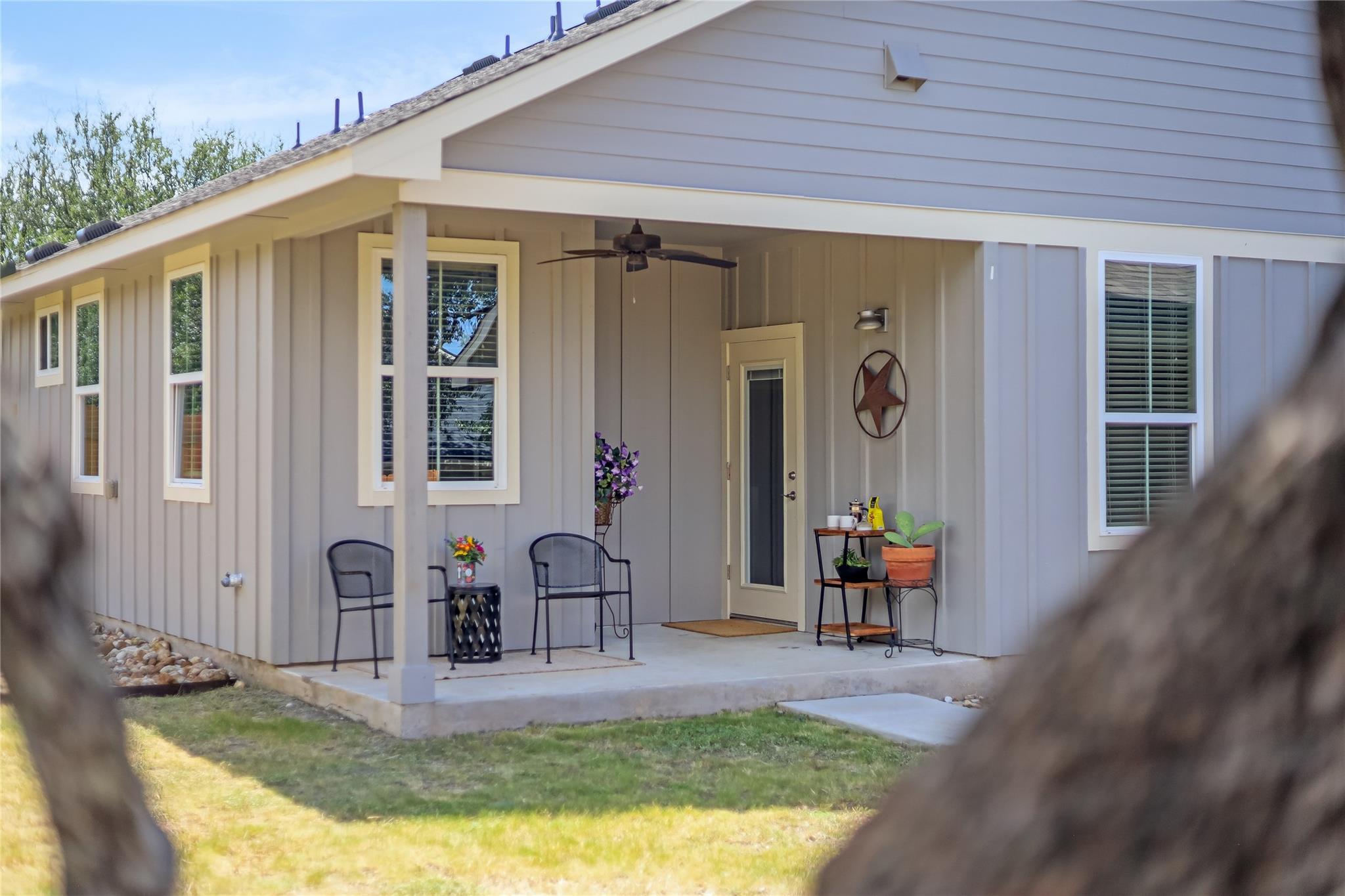 3 Brookmeadow Dr # B, Wimberley, TX 78676