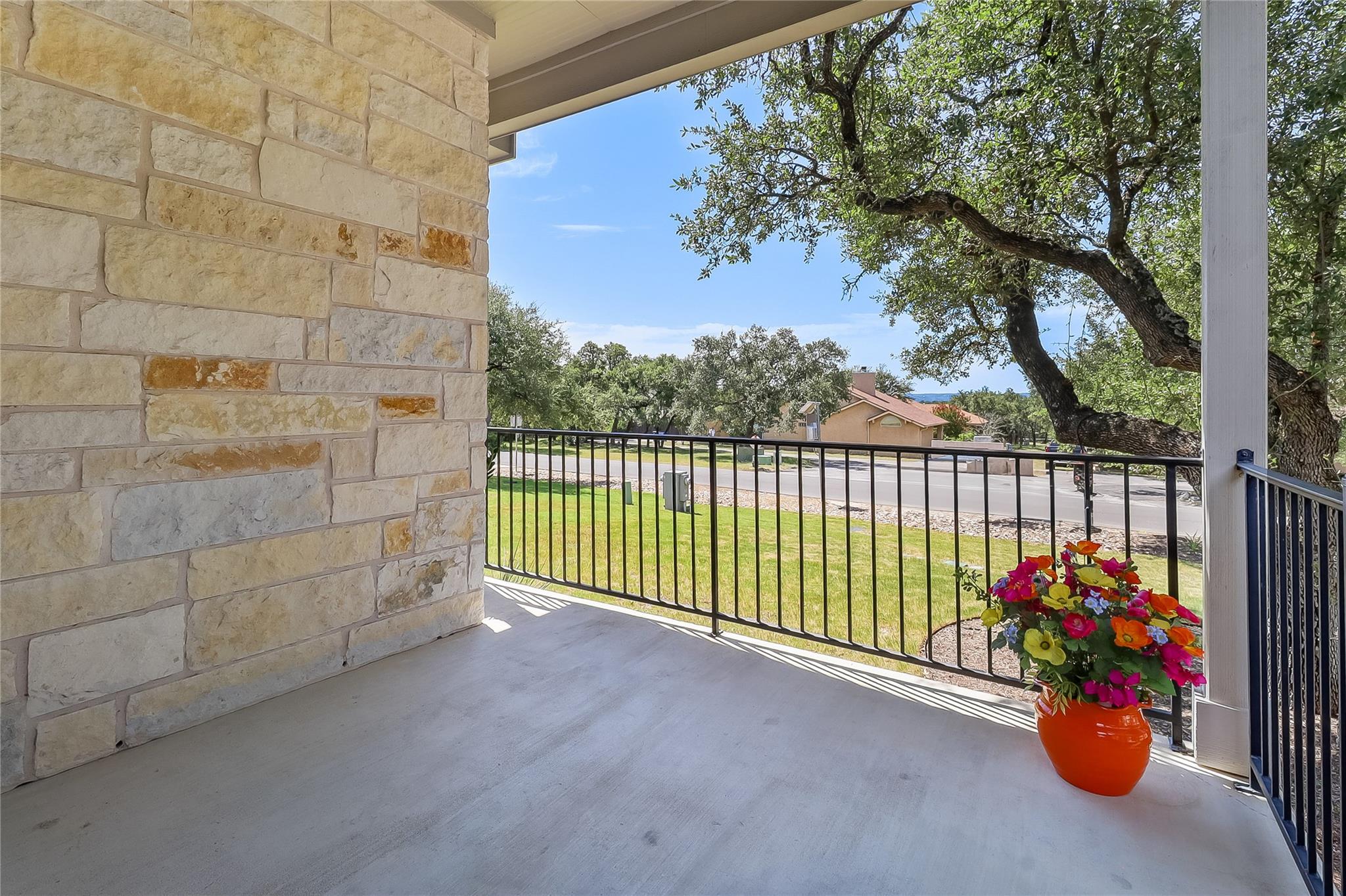 3 Brookmeadow Dr # B, Wimberley, TX 78676