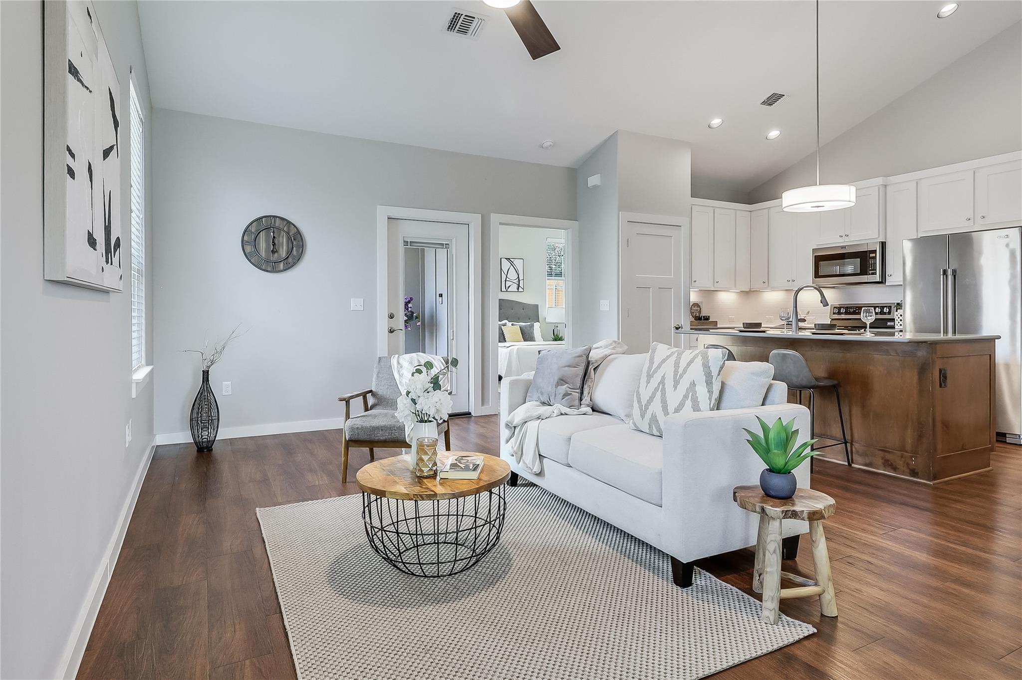 3 Brookmeadow Dr # B, Wimberley, TX 78676