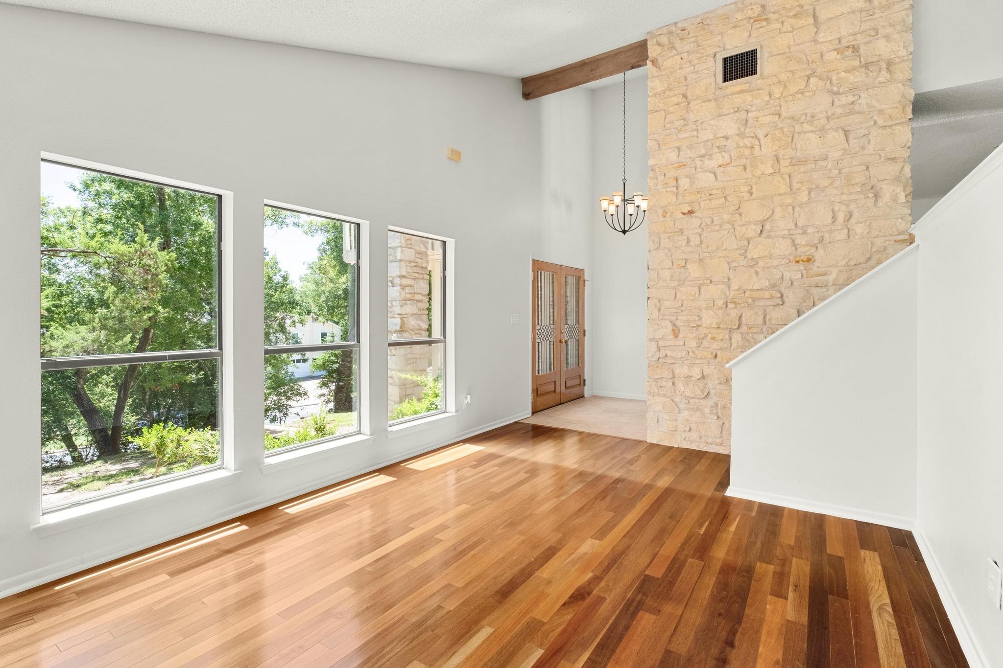 9602 Petite Cove II, Austin, TX 78750