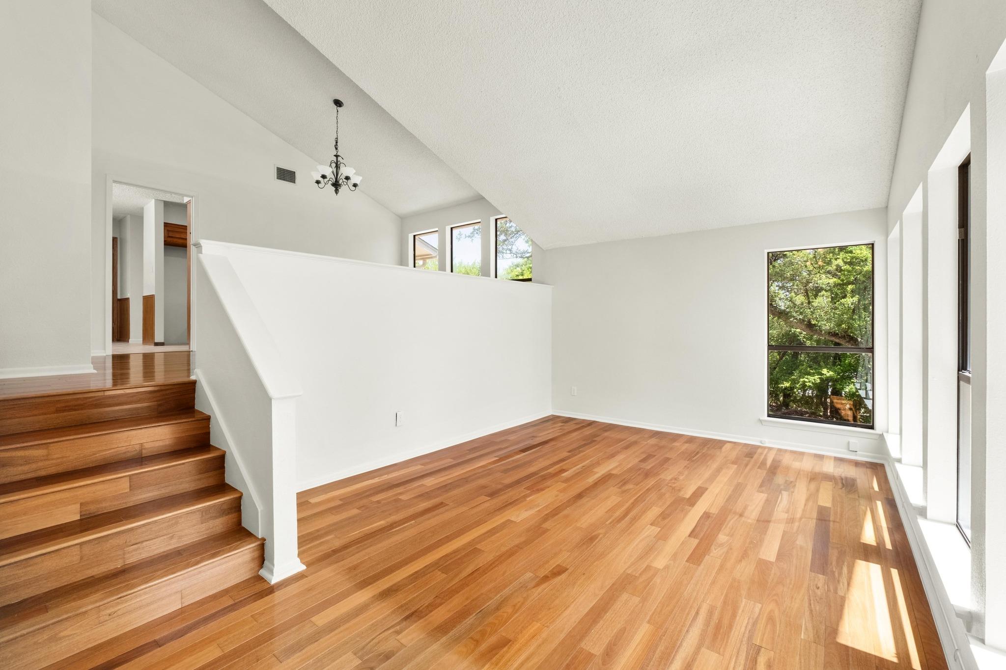 9602 Petite Cove II, Austin, TX 78750